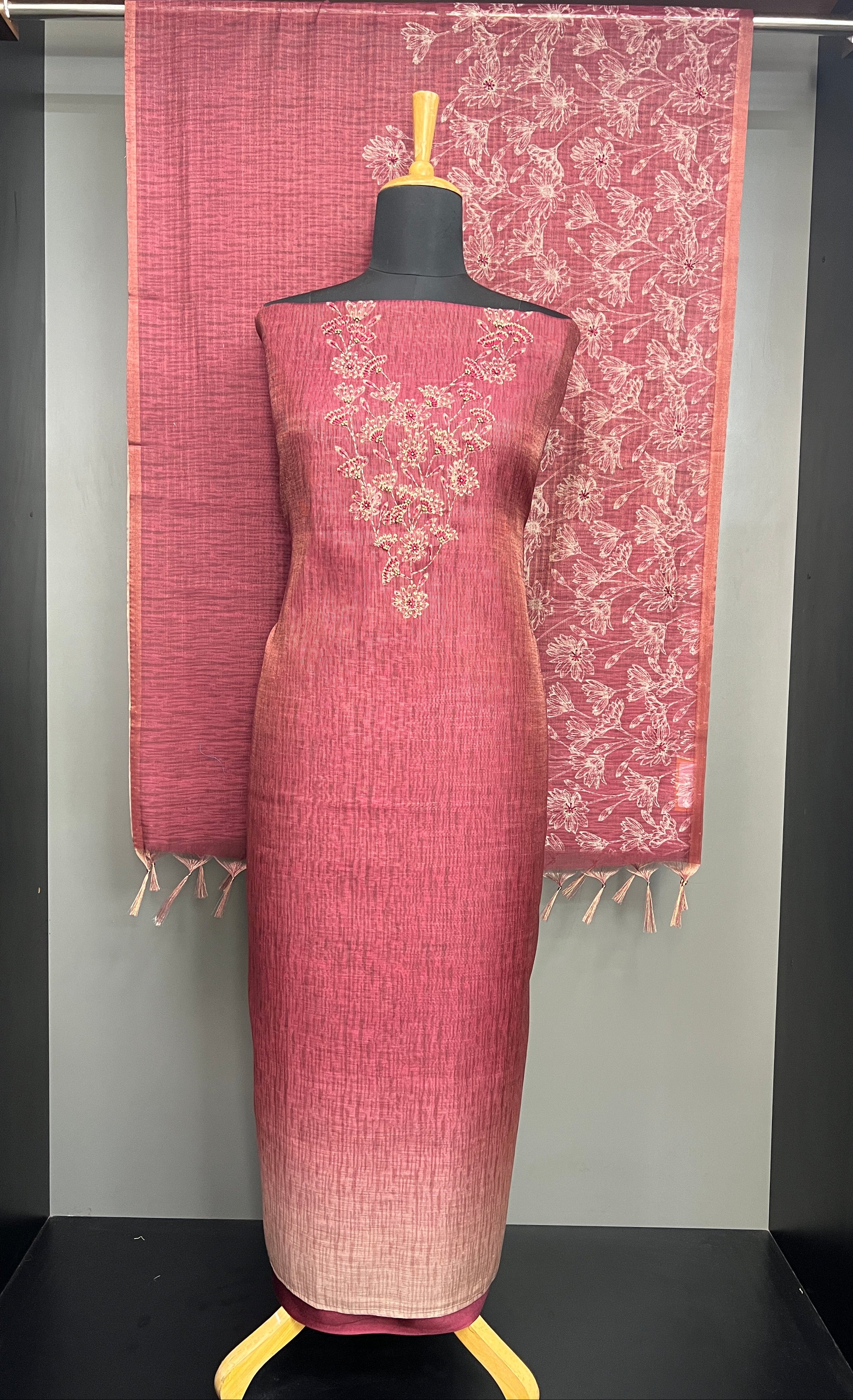 Hand Embroidery Detailed Tissue Salwar Set | SGS182