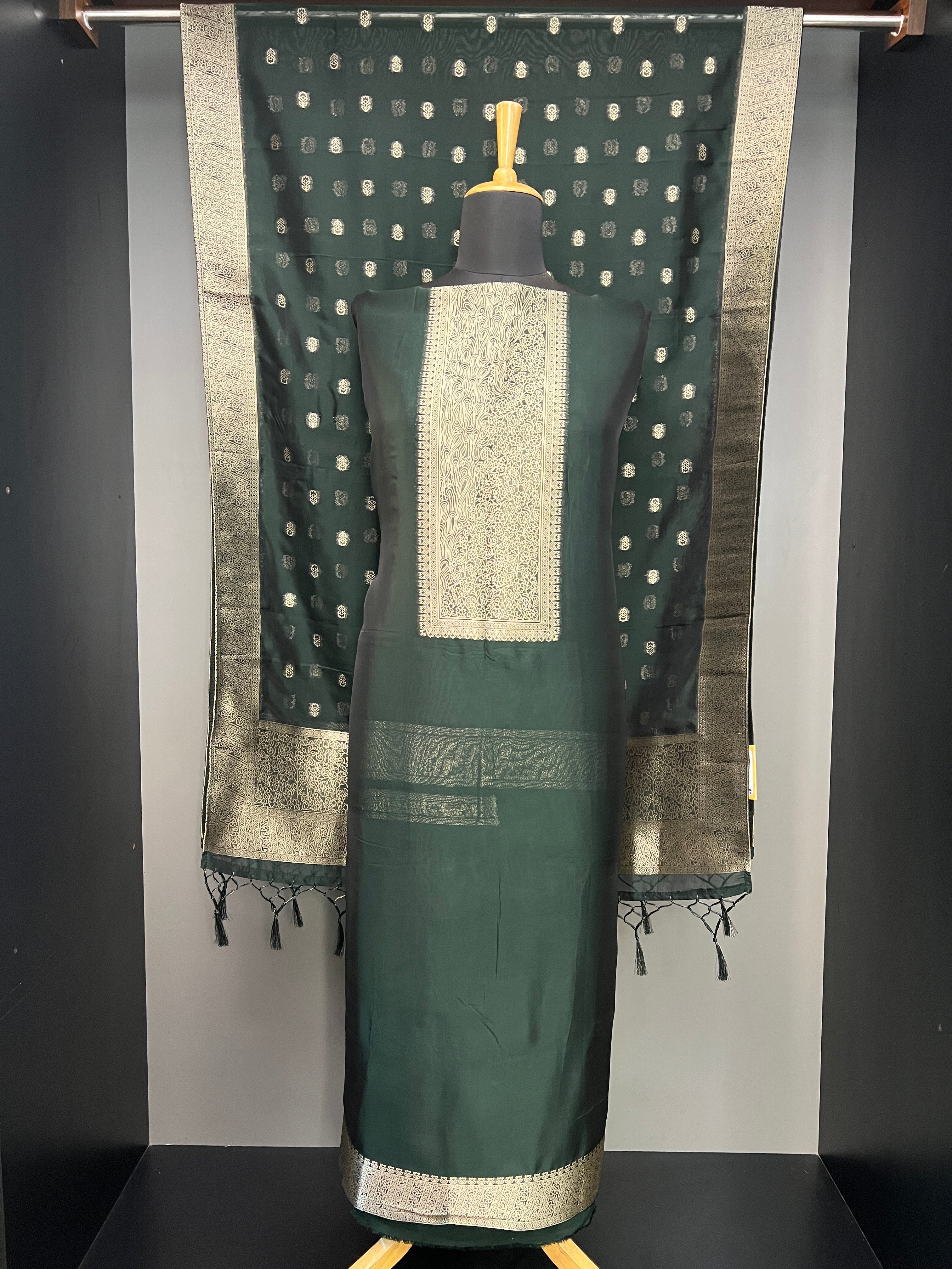 Zari Woven Organza Salwar Set | SP369