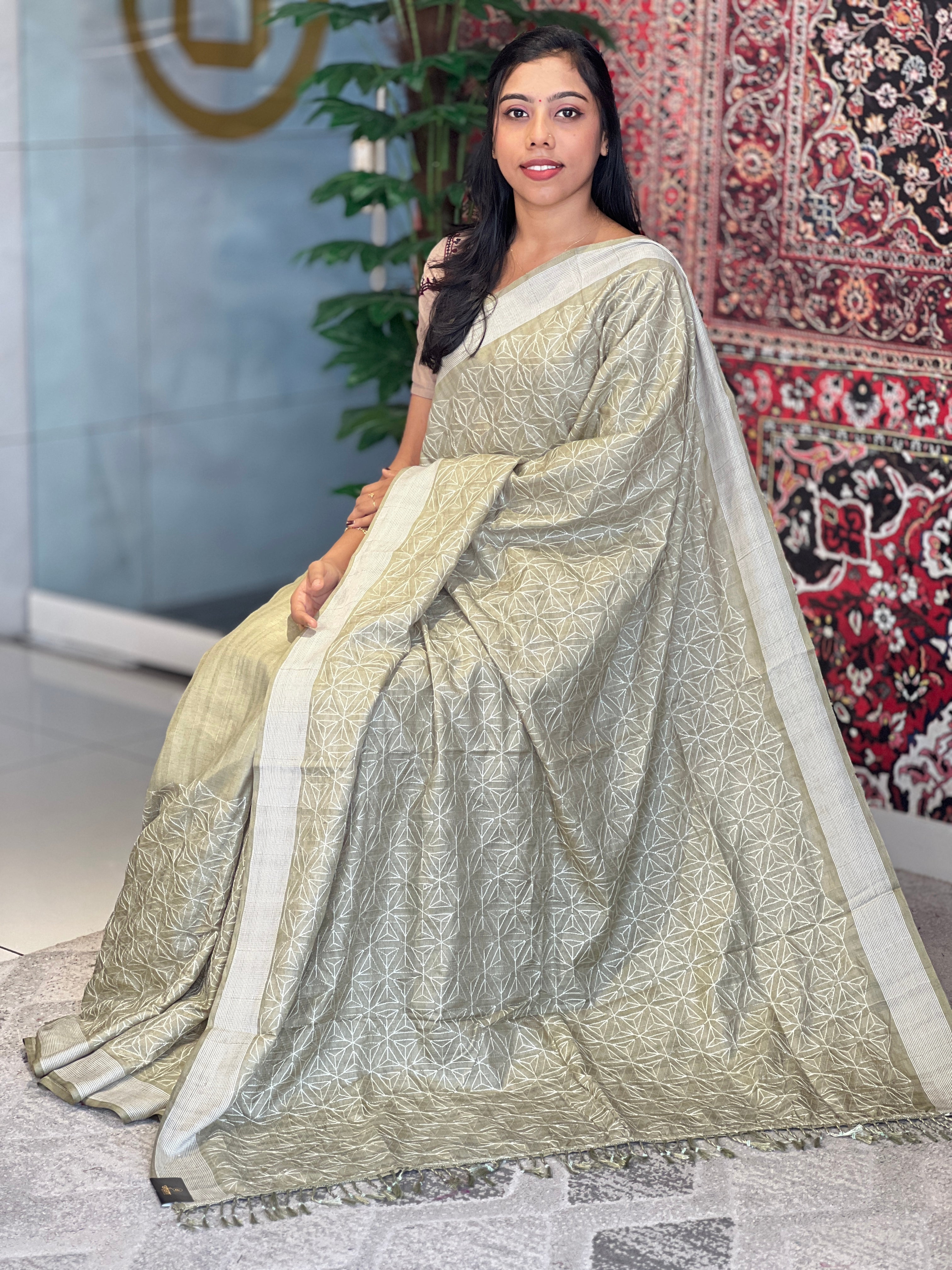 Thread Embroidery Geometric Patterned Semi Tussar Saree | SUN280