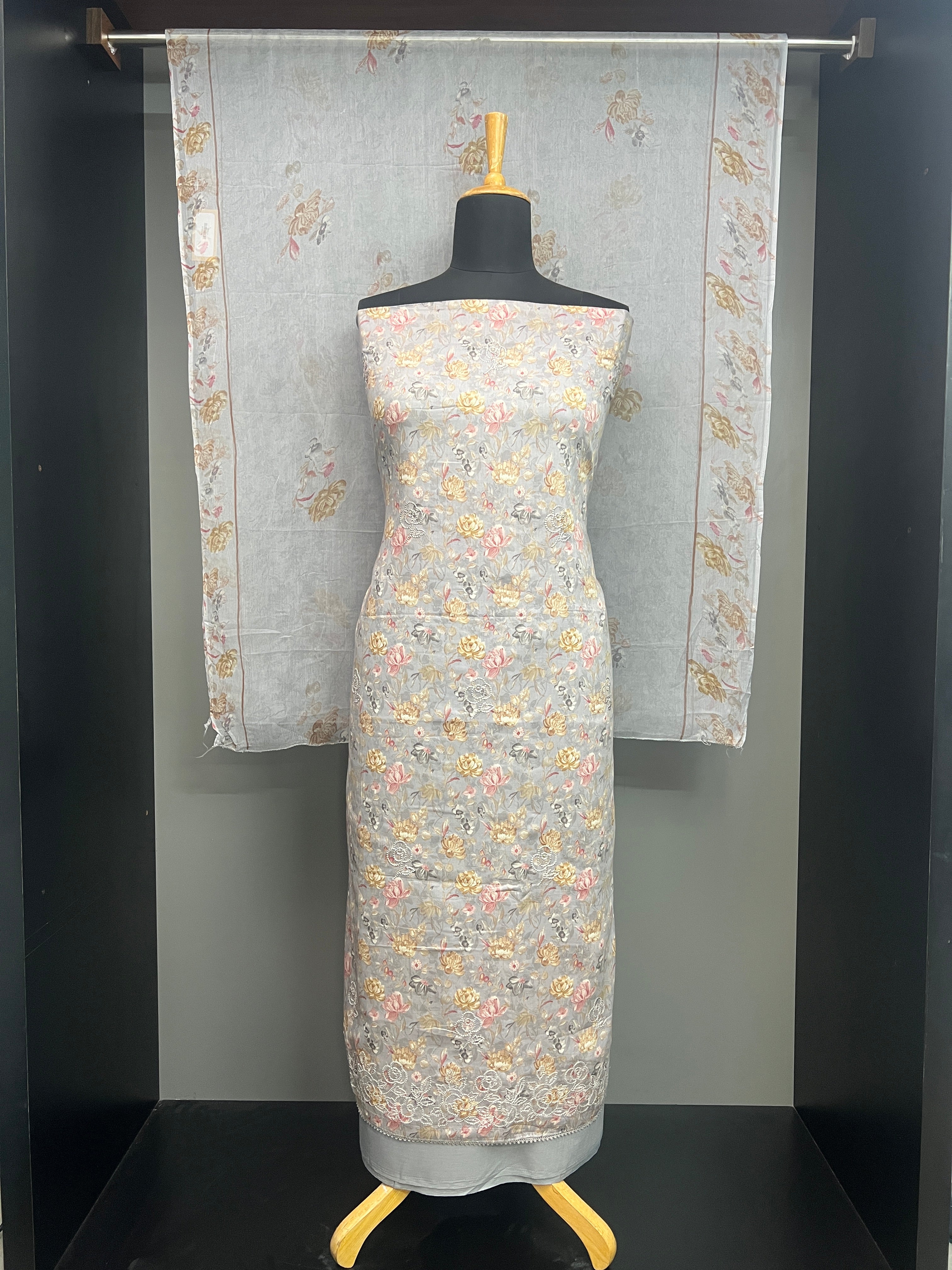 Floral Digital Printed Cambric Cotton Salwar Set | SW2358