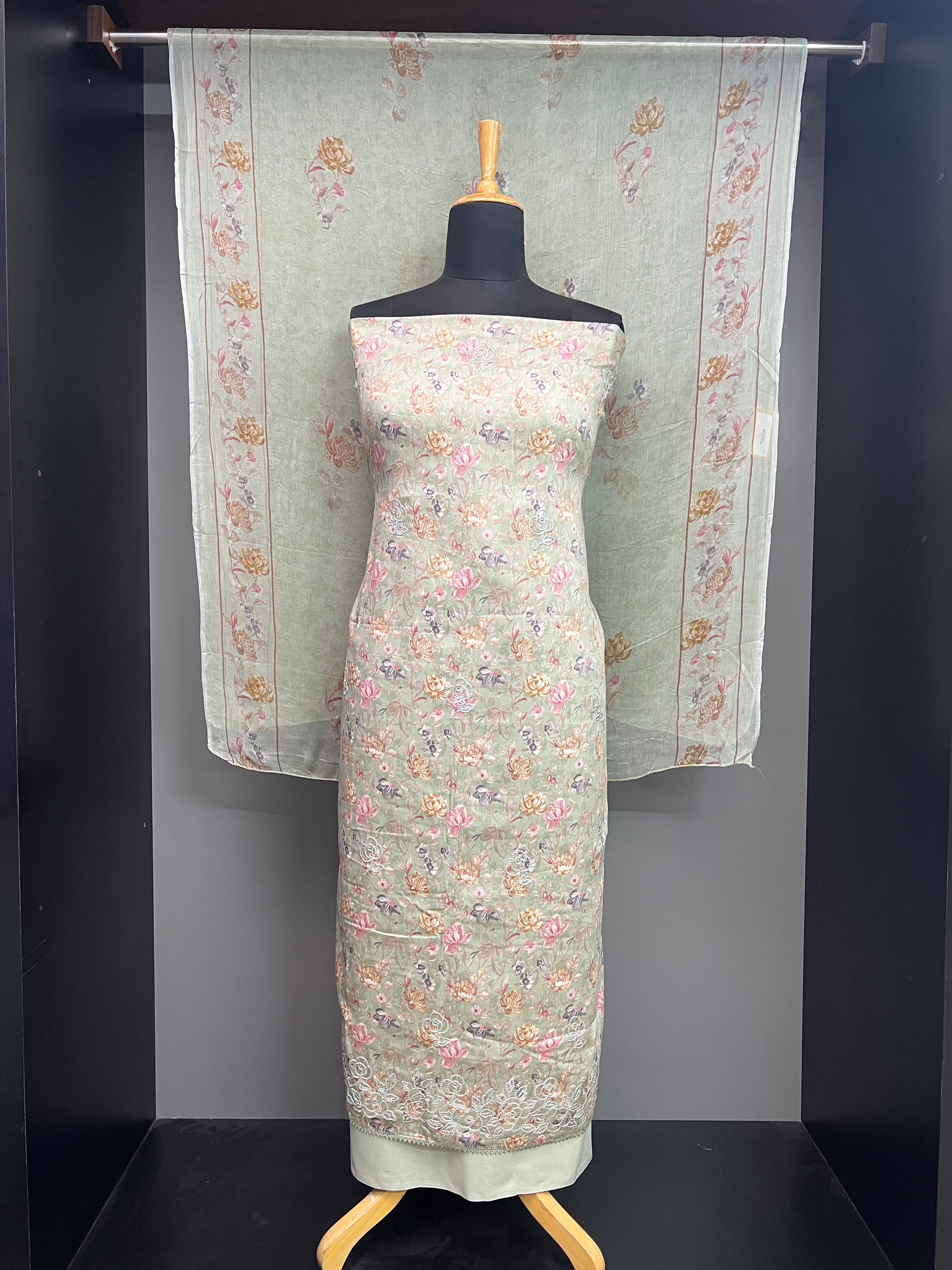 Floral Printed Cambric Cotton Salwar Set | SW2360