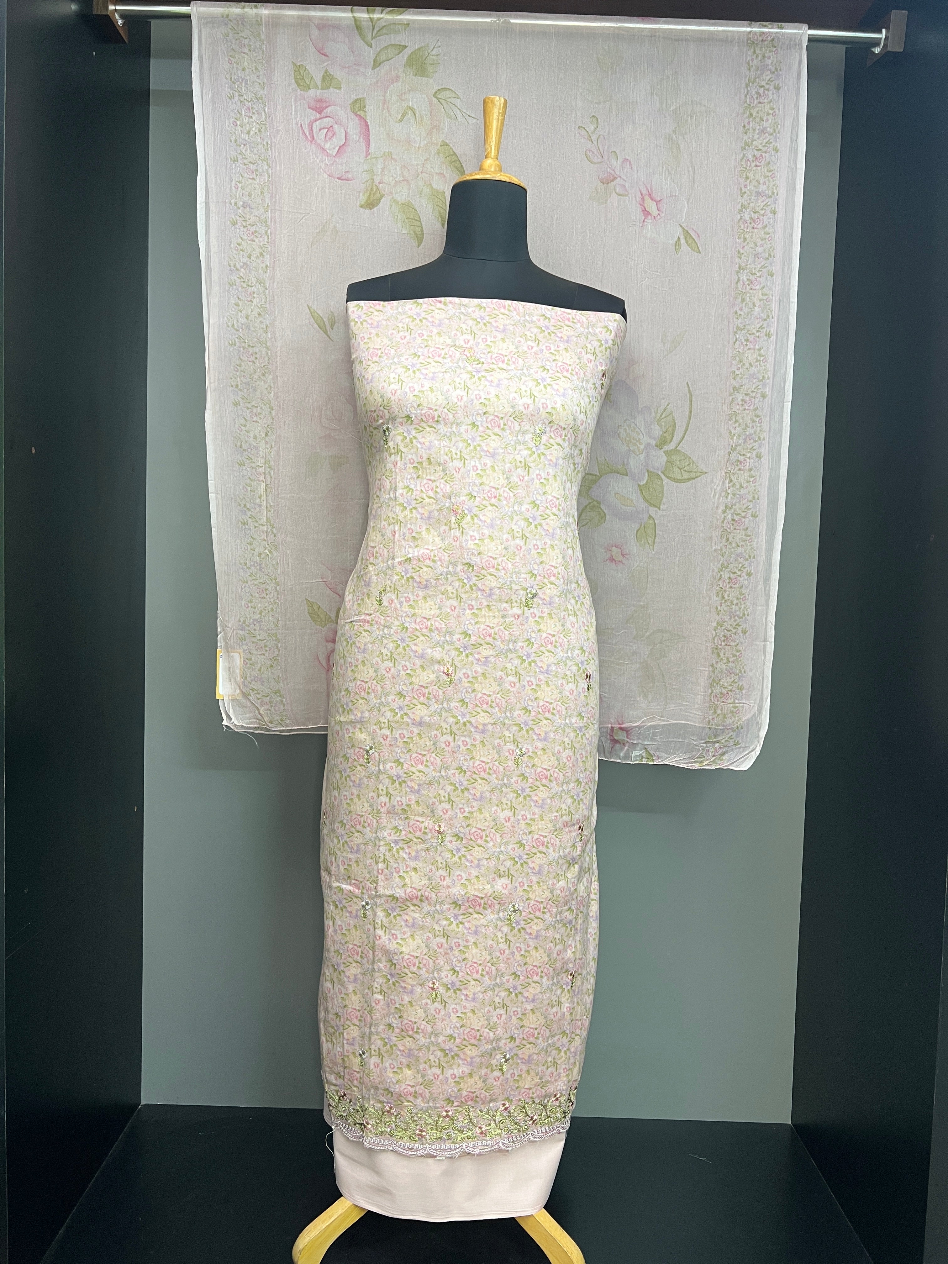 Floral Printed Cambric Cotton Salwar Set | SW2363