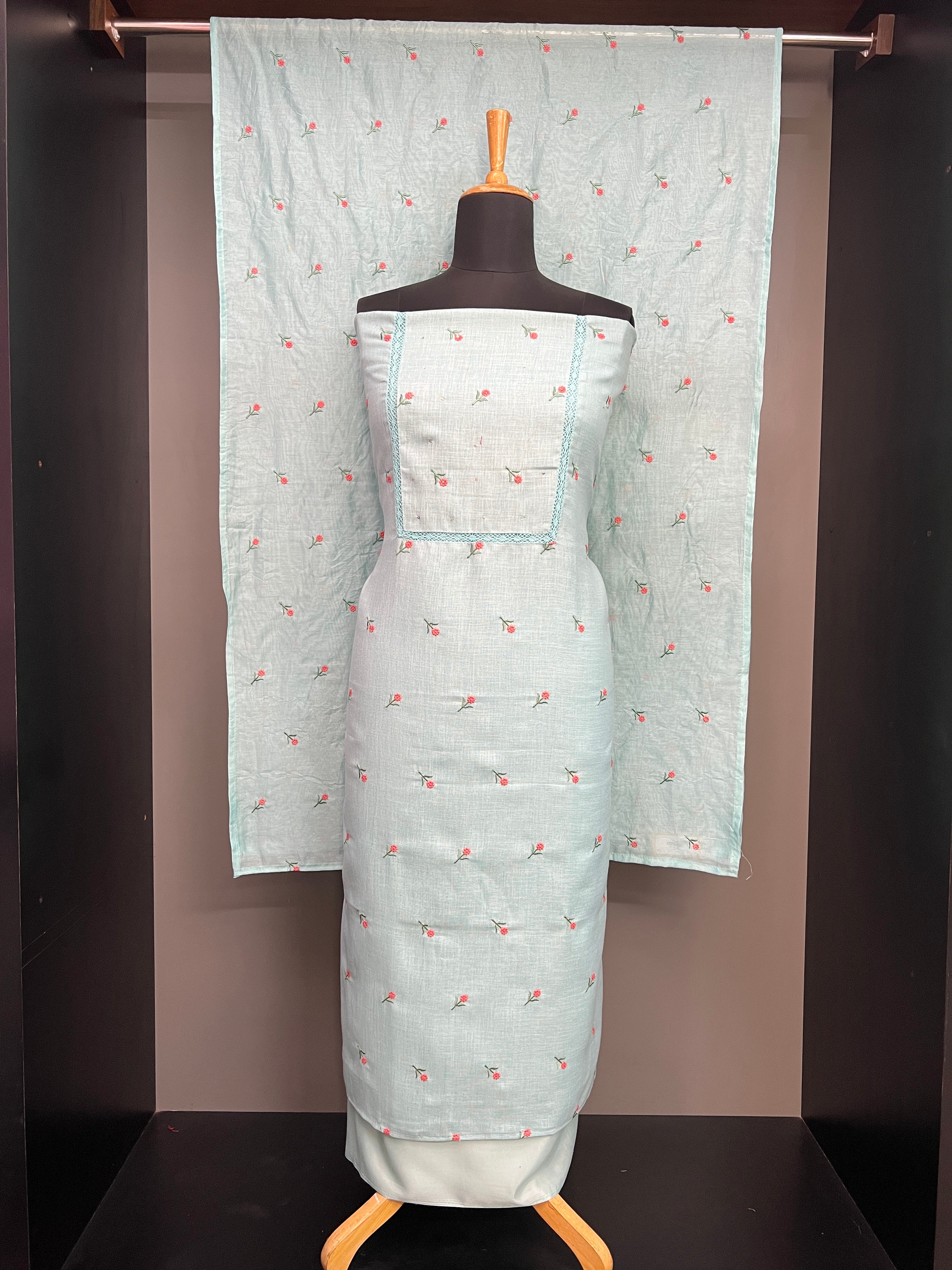 Floral Machine Embroidery Semi Linen Salwar Set | SW2423