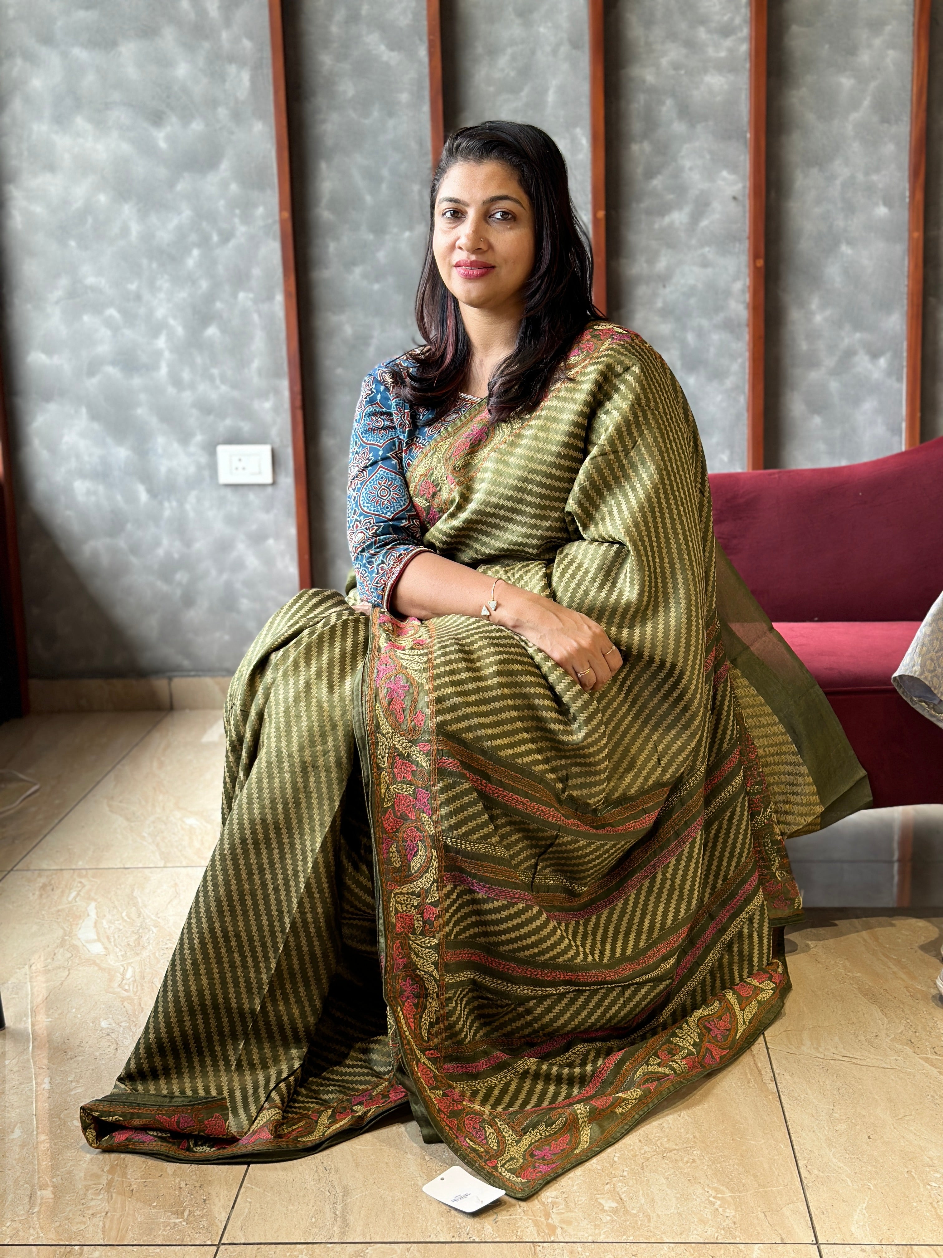 Hand Embroidery Border Design Tussar Saree | SBS747