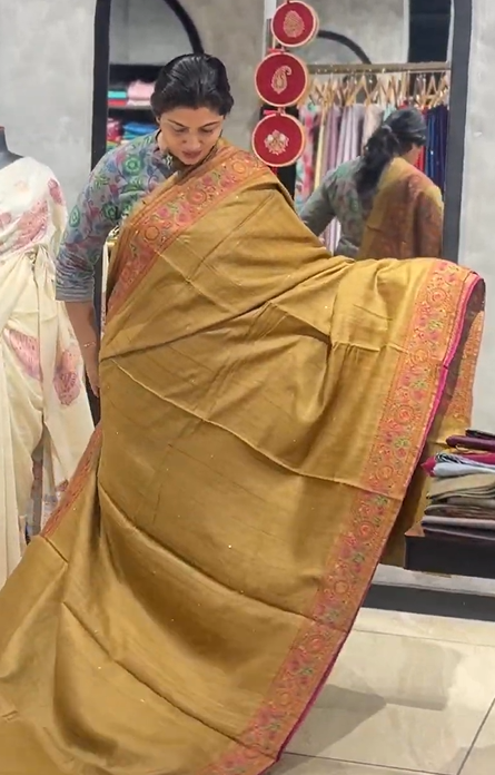 Embroidery With Sequins Detailed Desi Tussar Saree | RGD861R