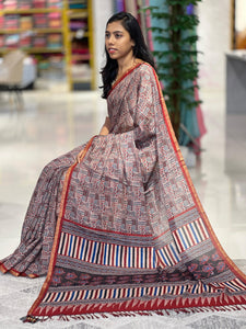 Geometrical Printed Pattern Chiffon Saree | SSN125