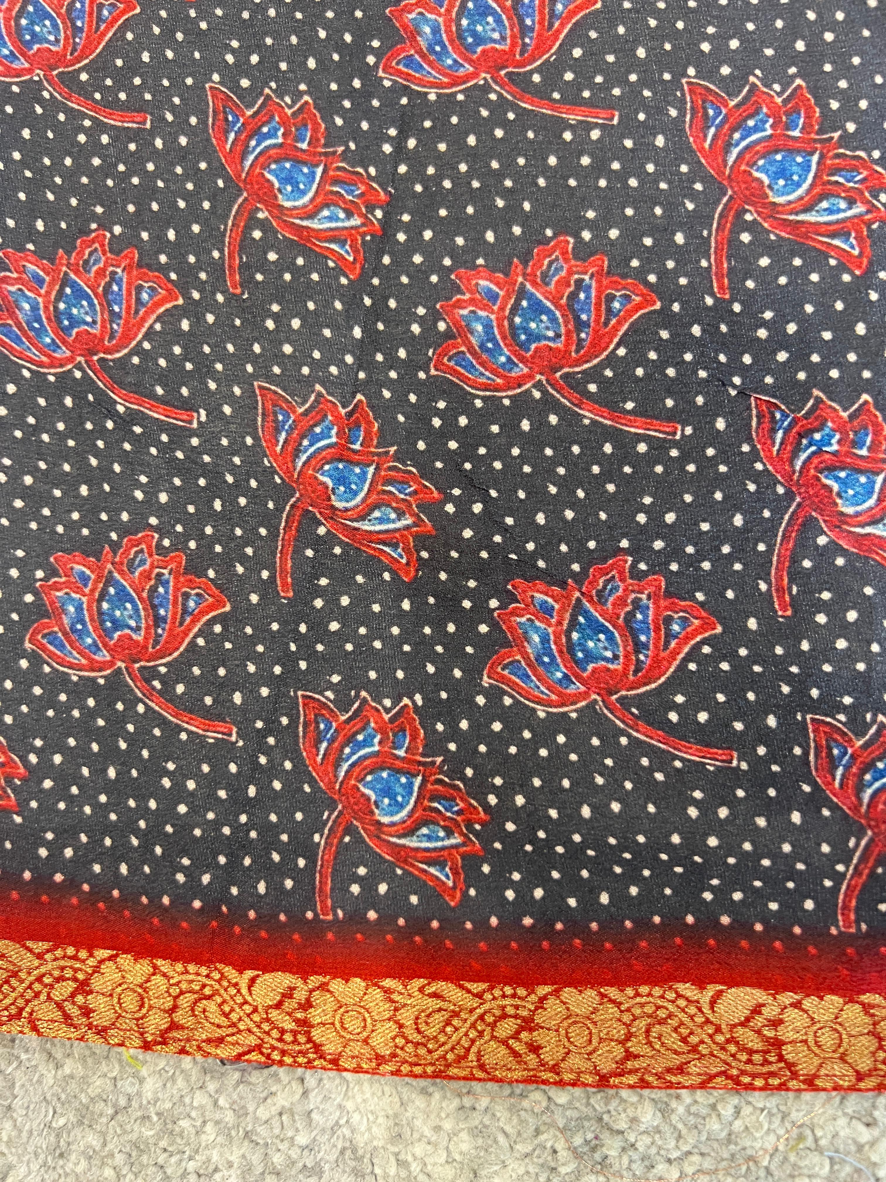 Geometrical Printed Pattern Chiffon Saree | SSN125