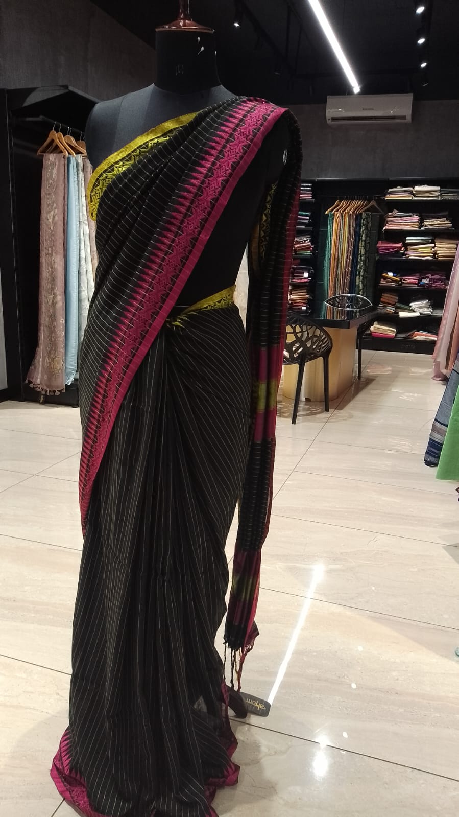 Stripe Weaving Patterned Soft Cotton Saree | AB235