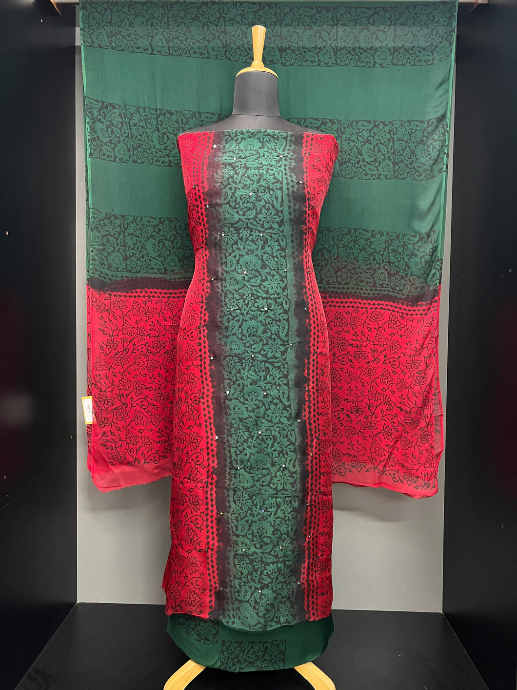 Print With Nalgonda Mirror Detailed Organza Salwar Set | SF1255