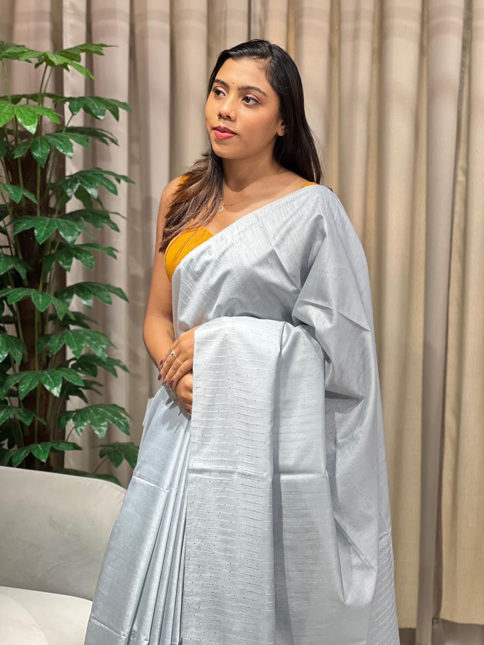 Kesiya With Sequins Detailed Bhagalpuri Linen Saree | PF1111