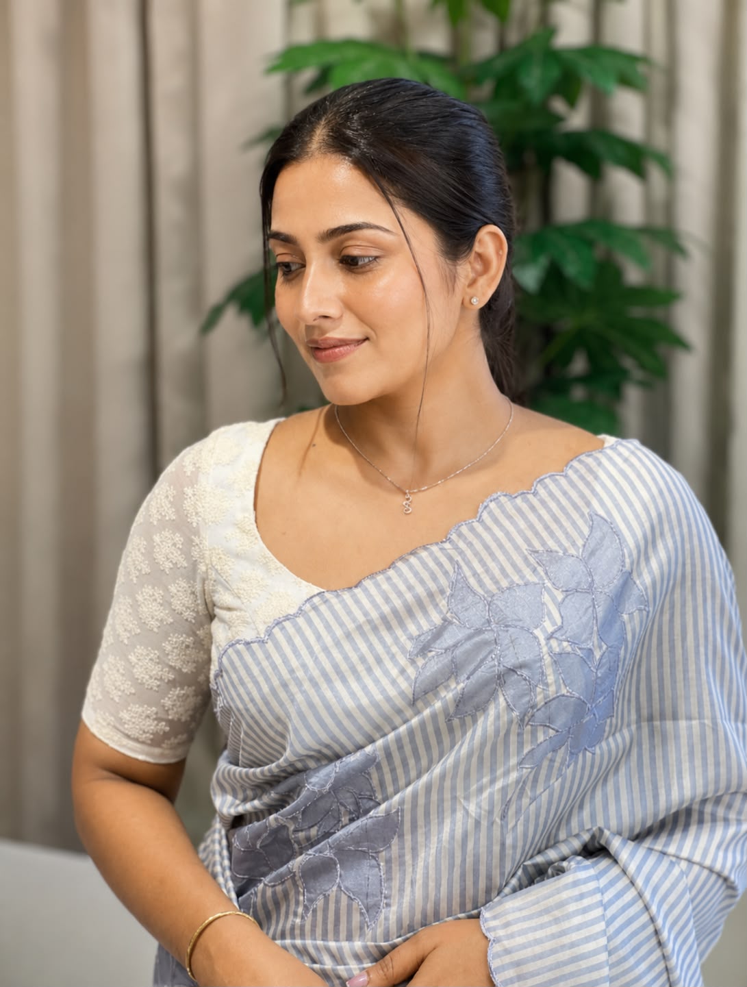 Floral Applique Placement Detailed Semi Tussar Saree | HT269