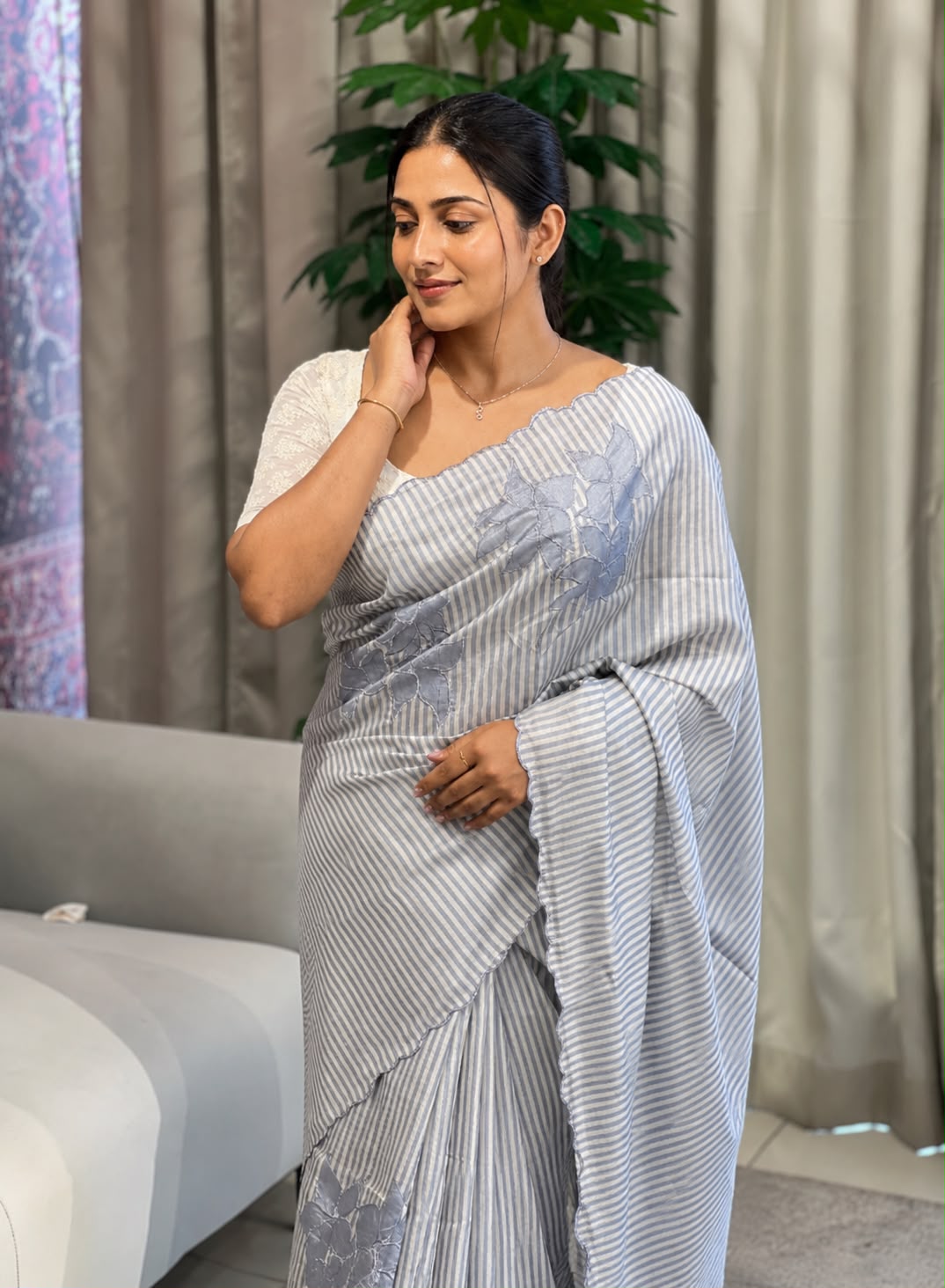 Floral Applique Placement Detailed Semi Tussar Saree | HT269