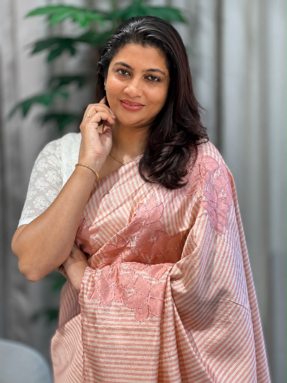 Floral Applique Placement Detailed Semi Tussar Saree | HT270
