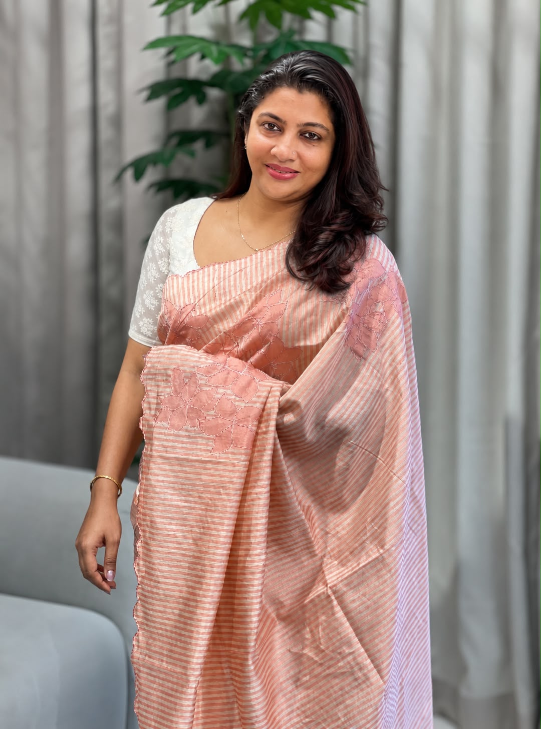 Floral Applique Placement Detailed Semi Tussar Saree | HT270