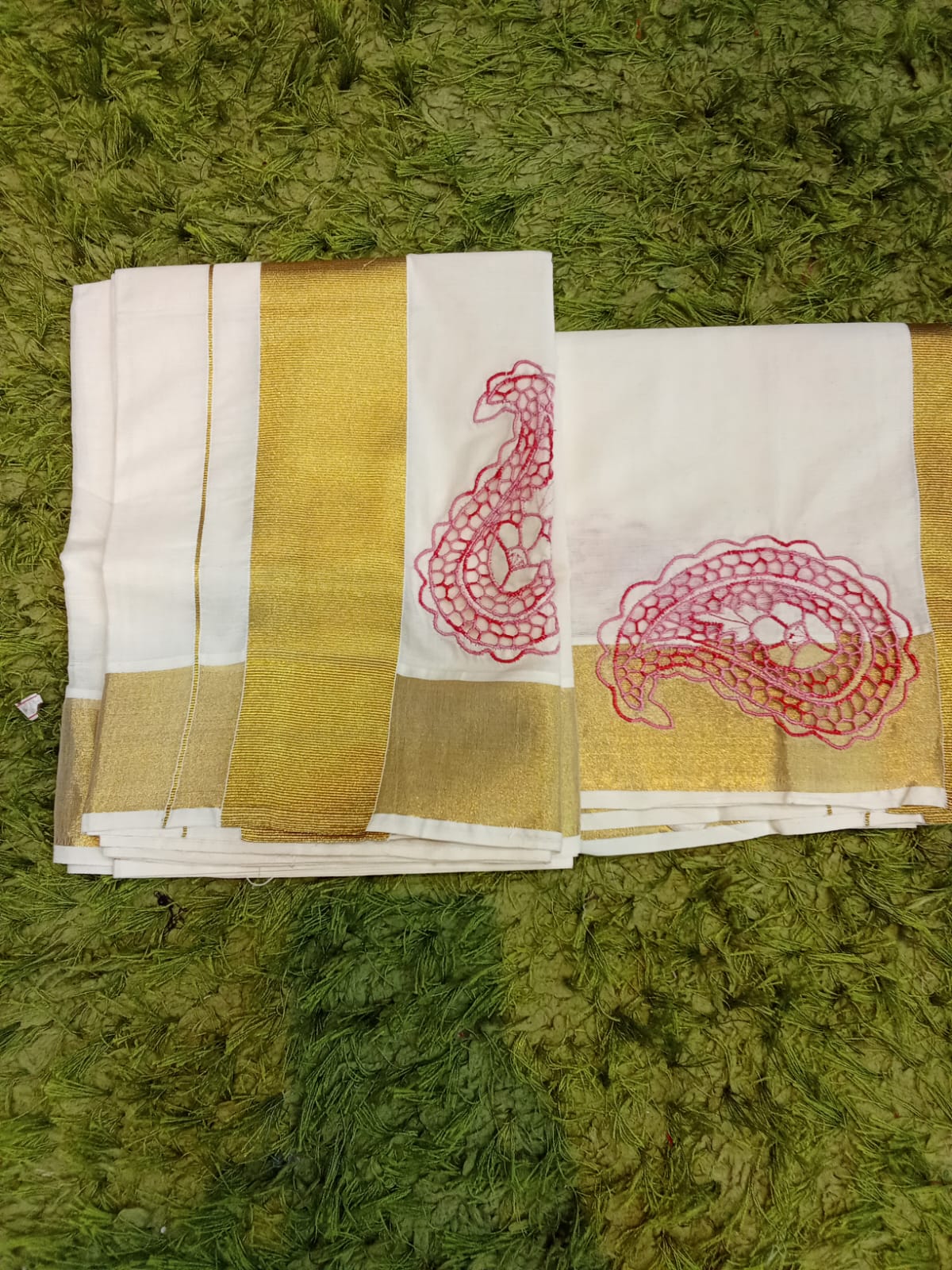 Twine Cutwork Set Mundu | TC336