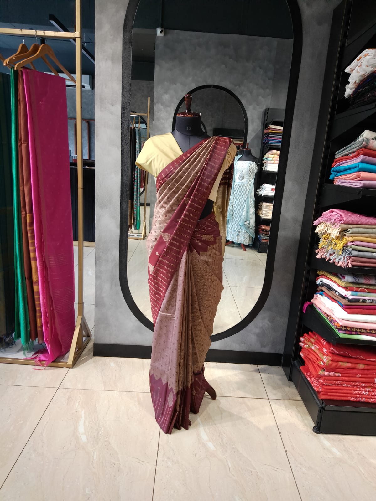 Line Weaved Pattern Soft Silk Saree | RVS270
