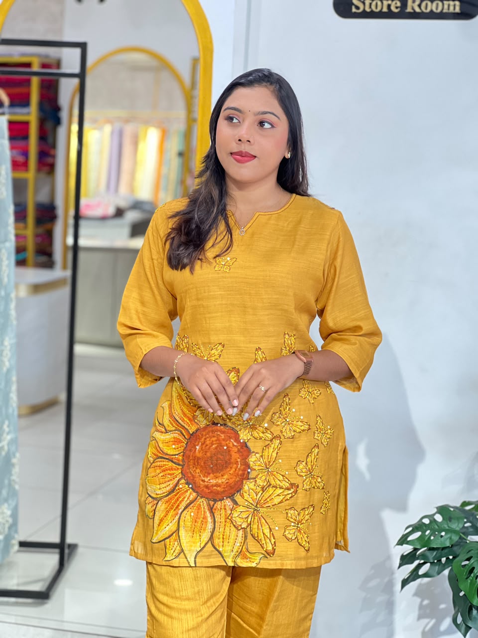 Floral Embroidery Linen Cotton Cord Set | FW419