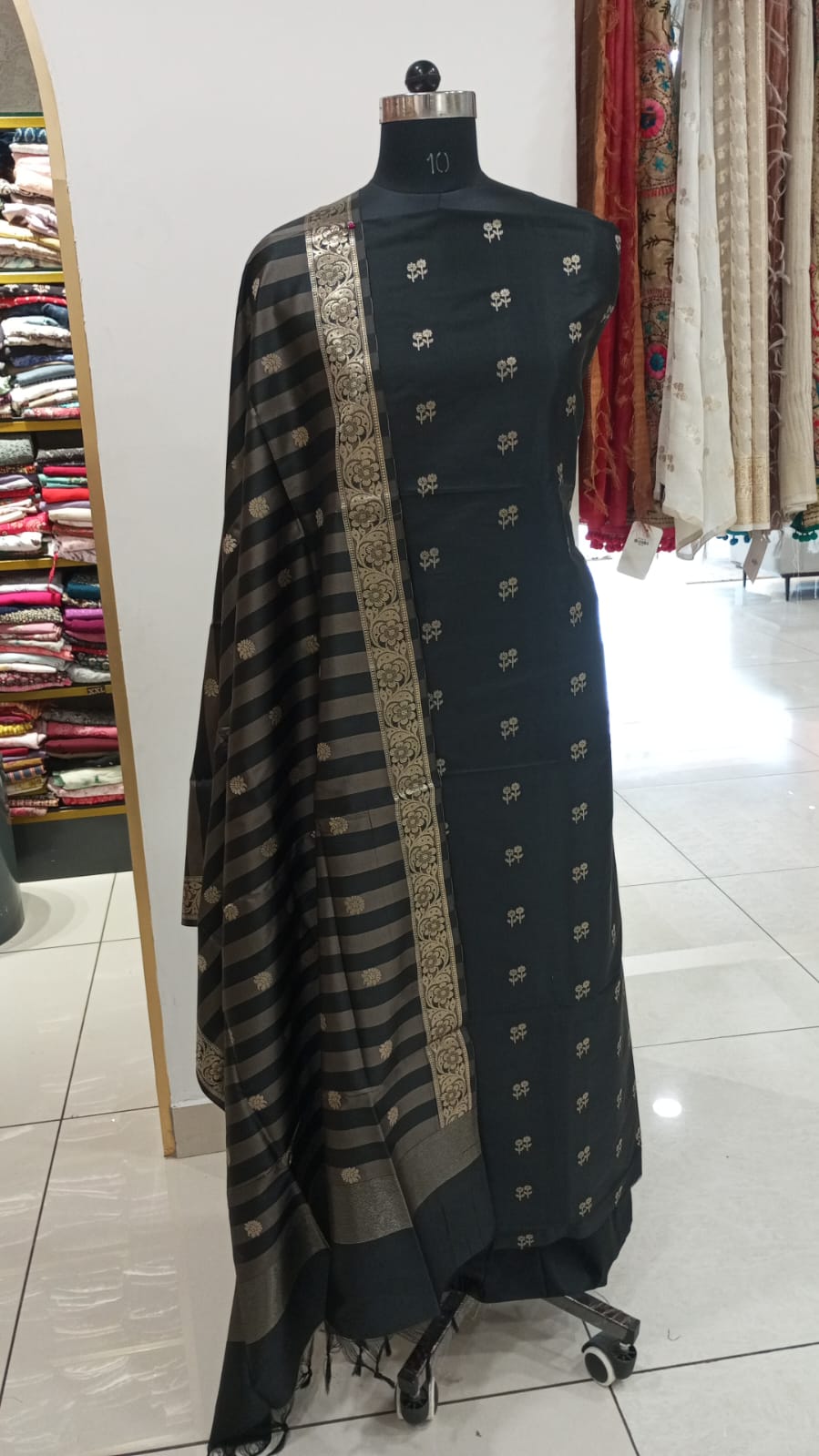 Floral Buta Pattern Semi Silk Salwar Set | EG113
