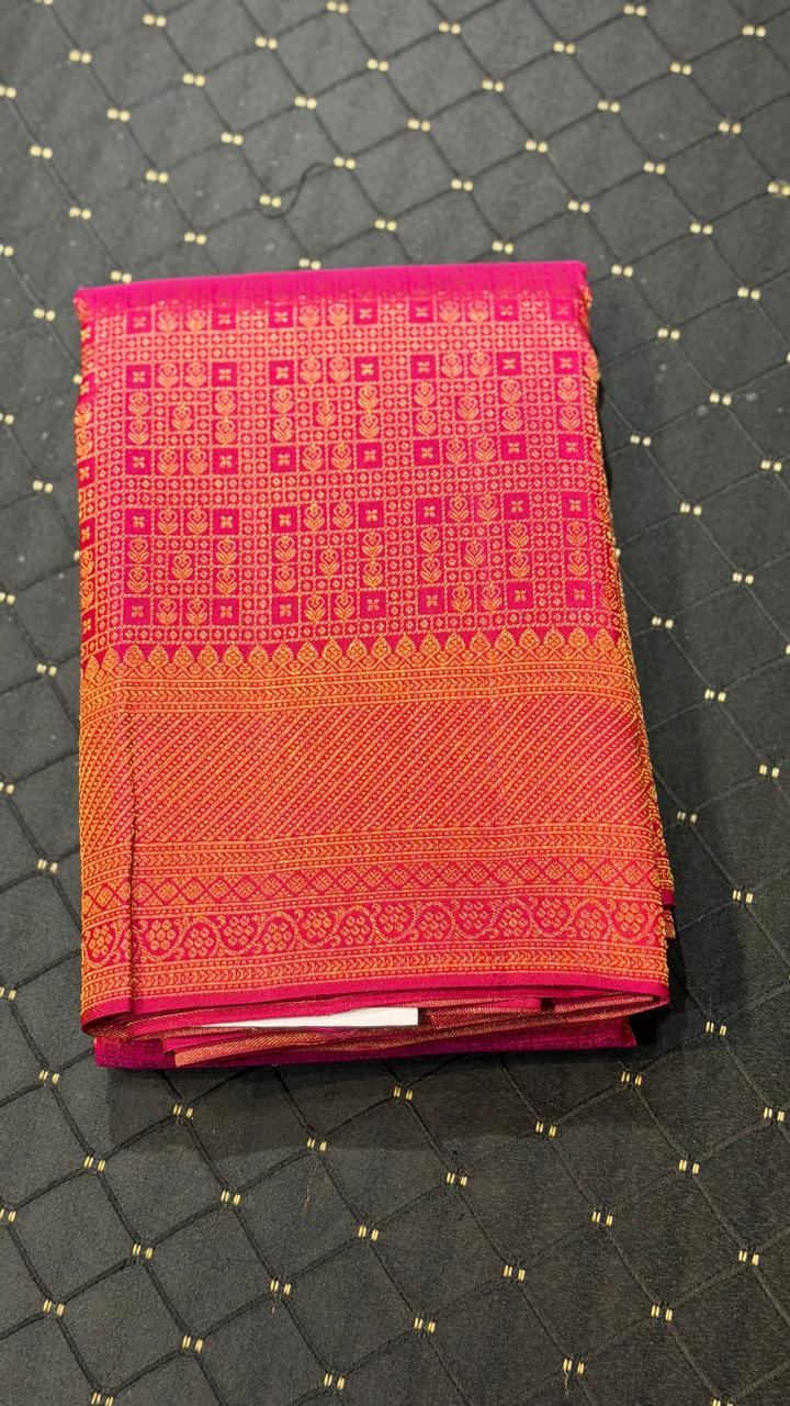 Copper & Golden Zari Woven Kanchipuram Saree | SME143