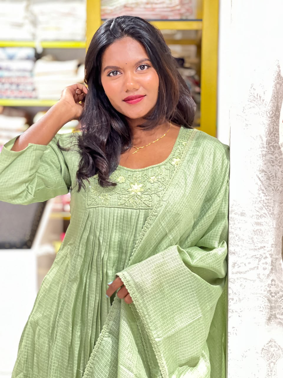 Handwork Detailed Silky Kota Kurta Set | SLM229