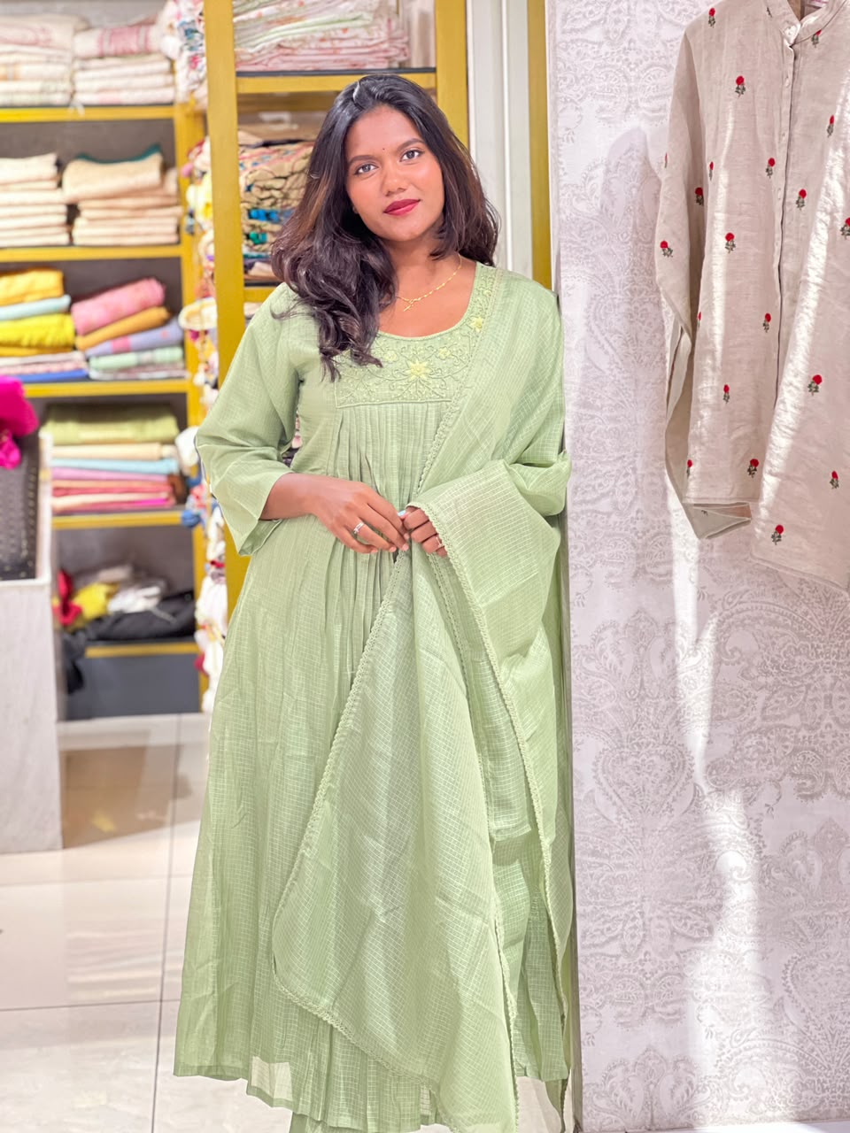 Handwork Detailed Silky Kota Kurta Set | SLM229