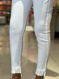 Lace Detailed Stretchable Cotton Bottom | YAS104