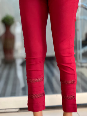 Pin Tuck & Lace Detailed Stretchable Cotton Bottom | YAS113