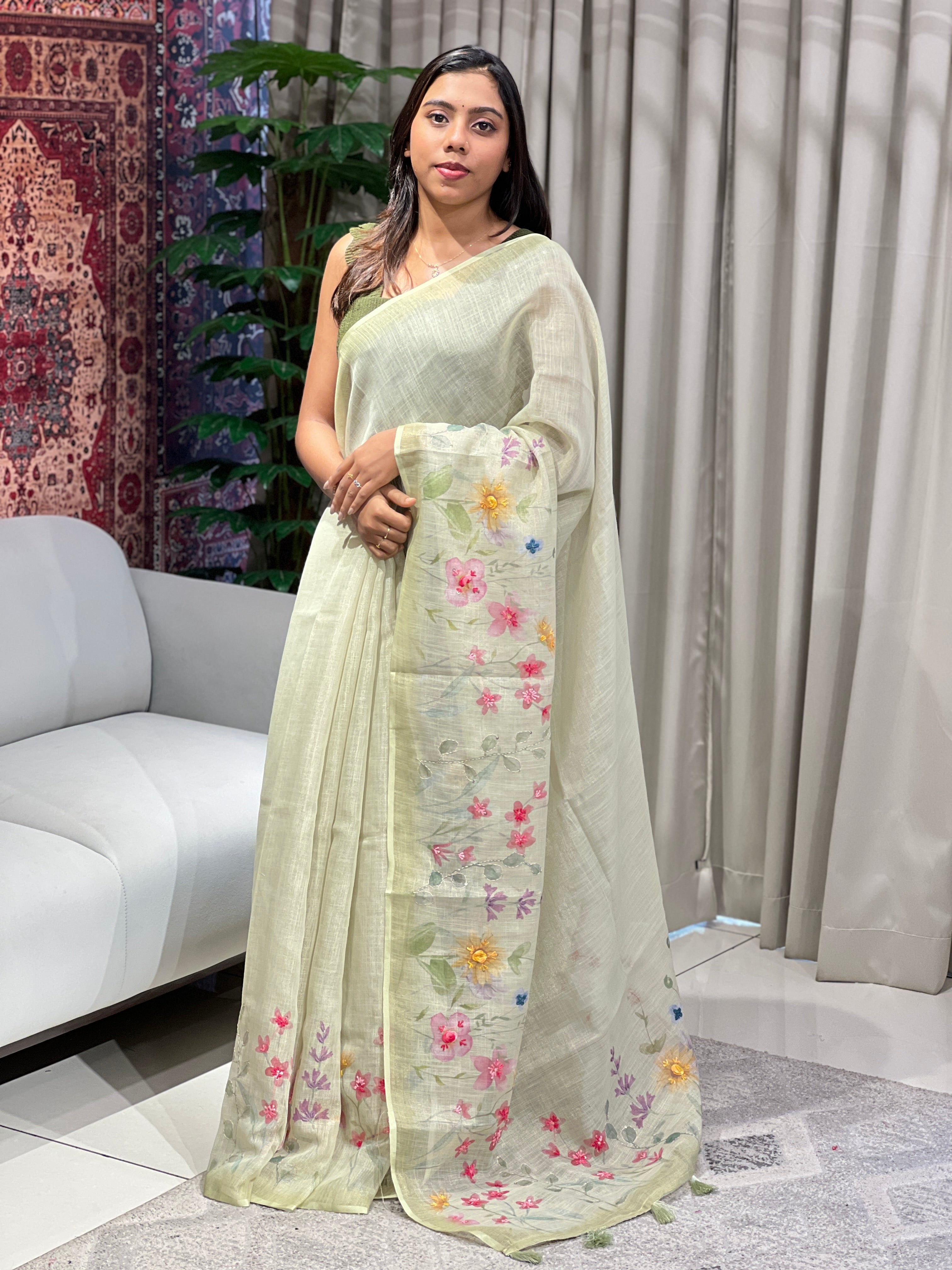 Floral Print With Hand Embroidery Detailed Tissue Linen Saree | BLD1882