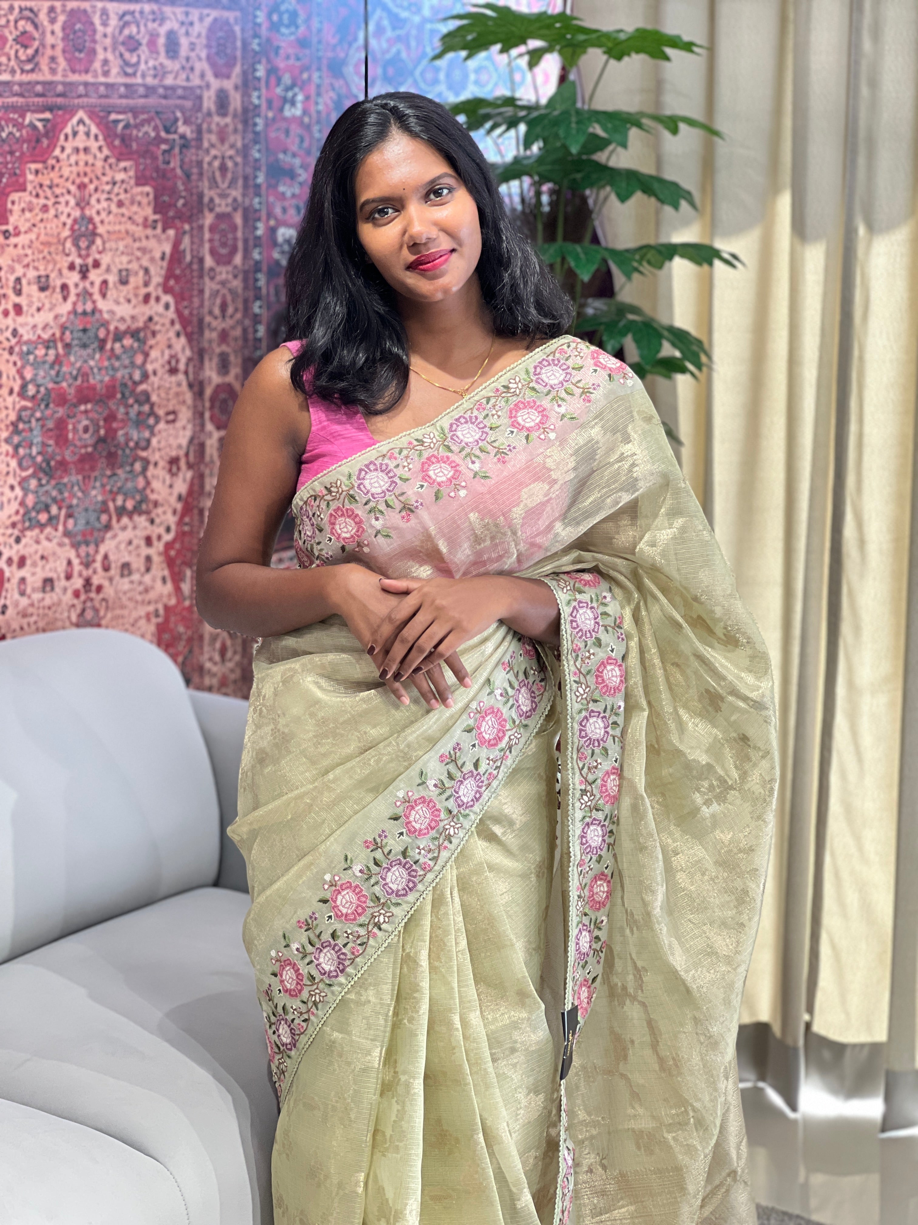 Banarasi & Floral Embroidery Detailed Tissue Organza Saree | SUN509