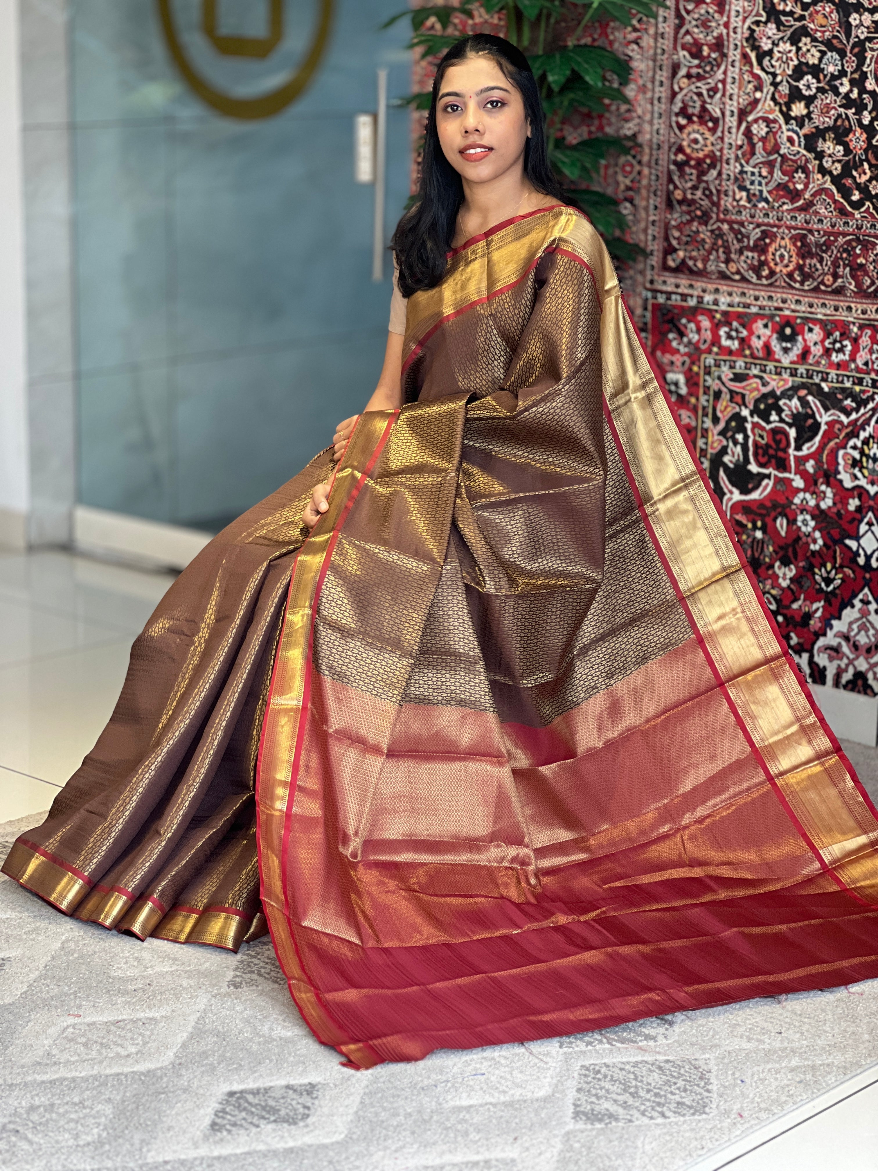 Zari Weaving Geometrical Pattern Semi Silk Saree | KAC185
