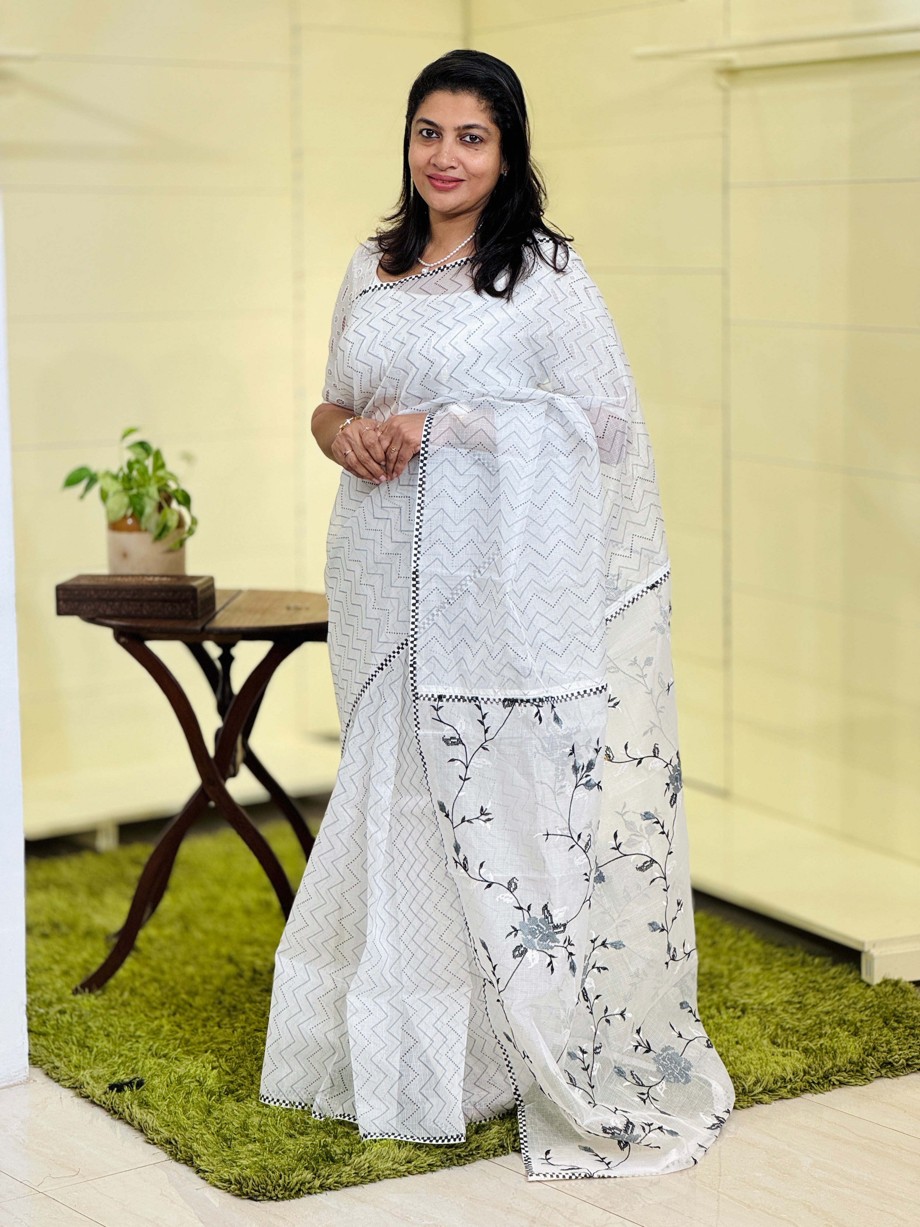 Zigzag & Floral Jaal Detailed Muga Check Organza Saree | JSC146