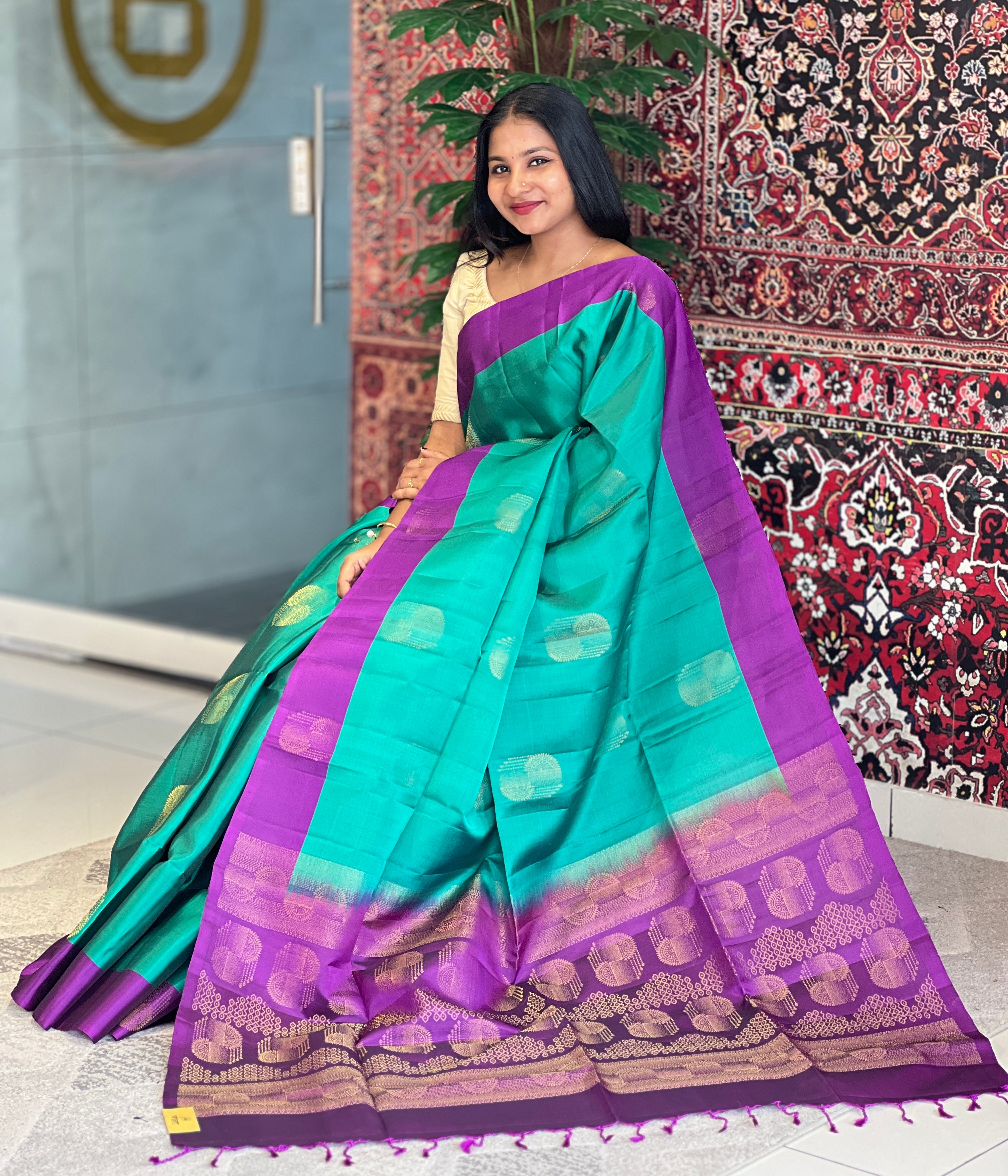 Zari Weaved Traditional Patterned Soft Silk Saree | KG108