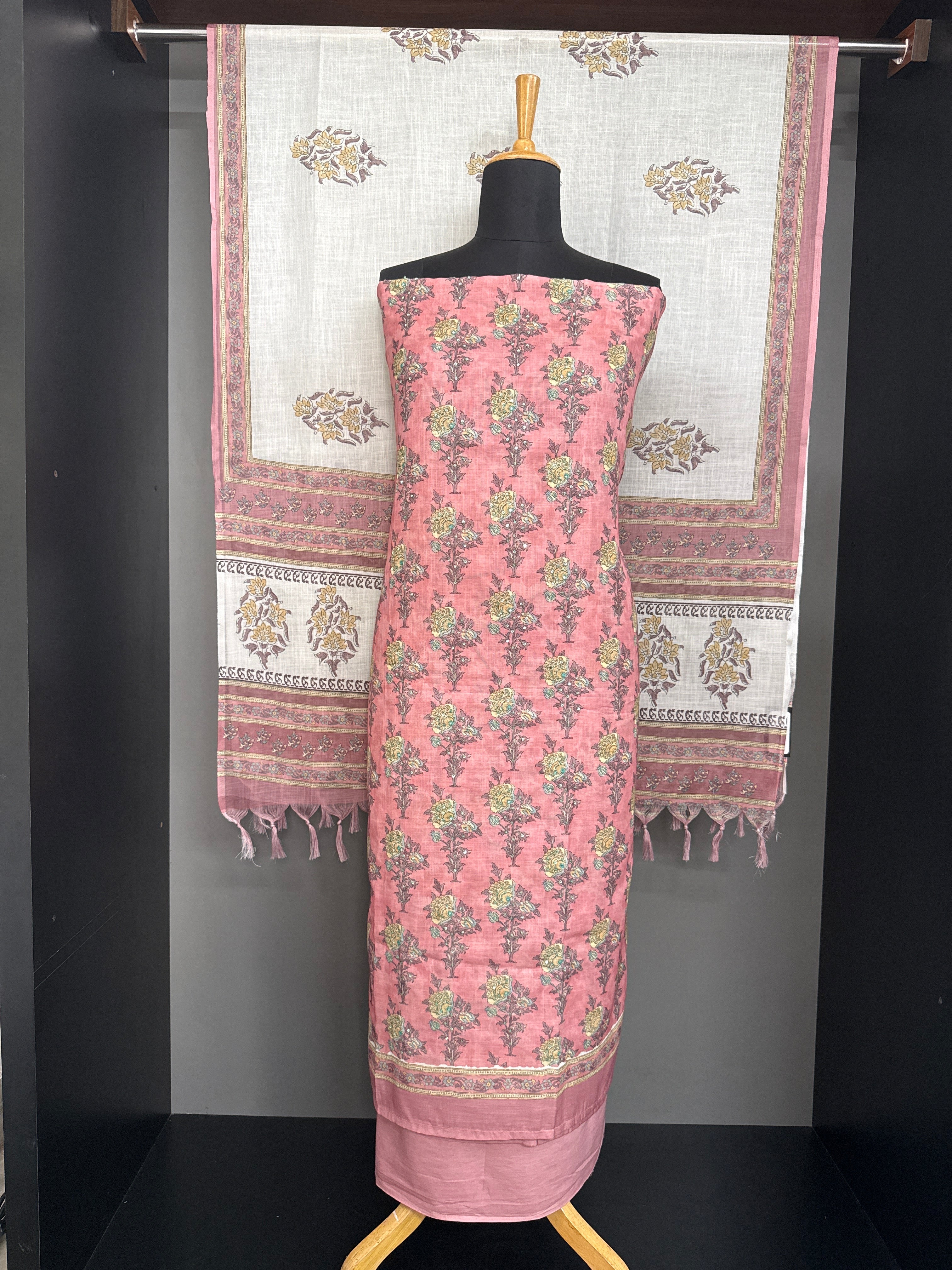 Floral Printed Pattern Linen Cotton Saree | MF277