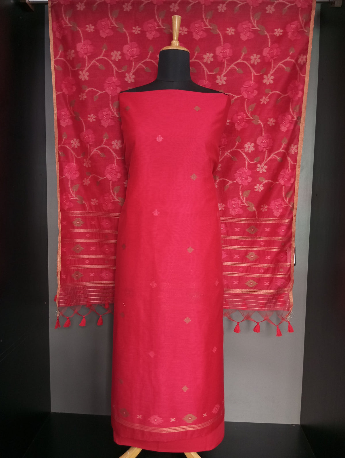 Buta Patterned Chanderi Finish Salwar Set | SSN580