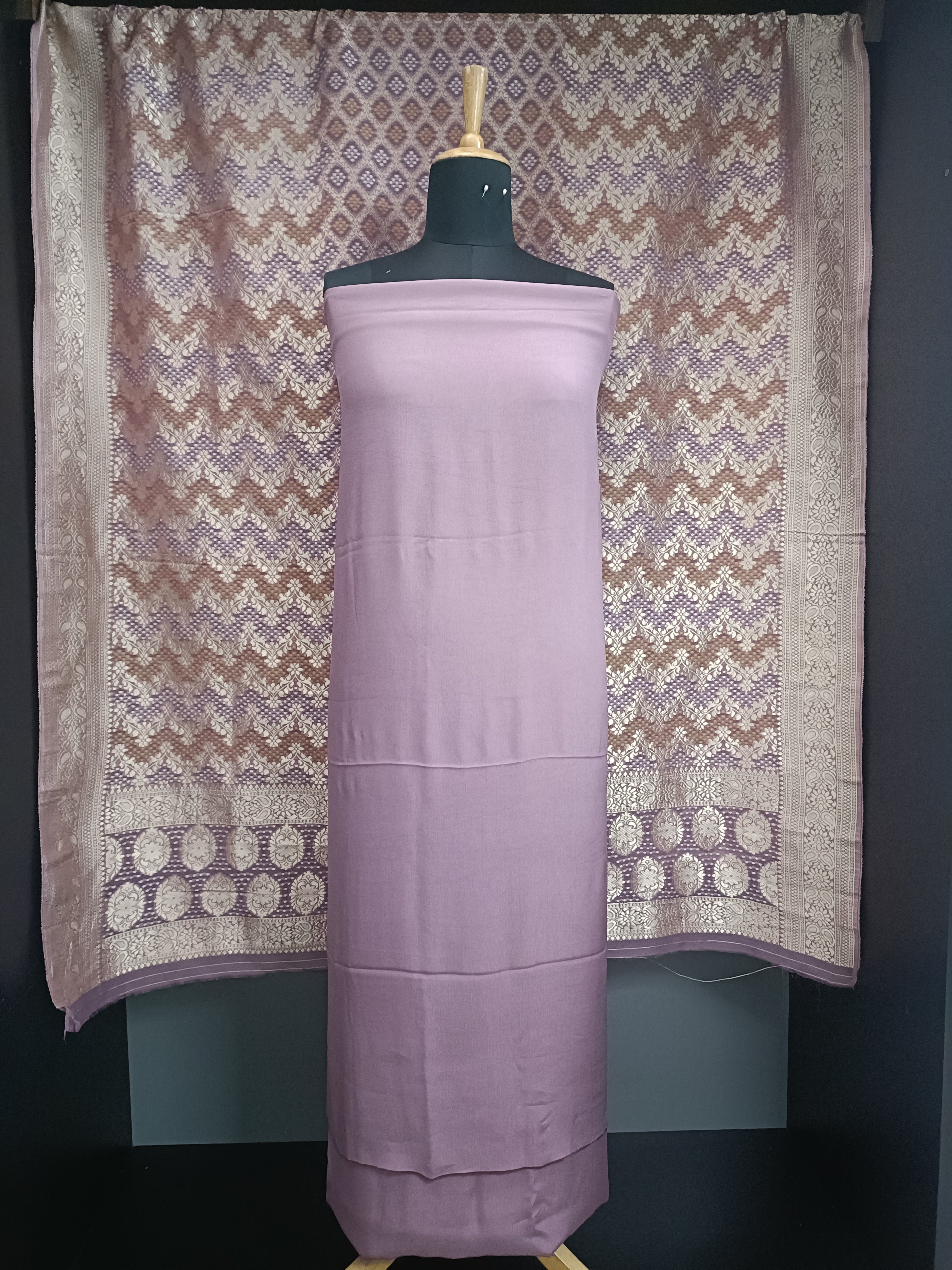 Solid Pattern Crepe Salwar Set | EG153
