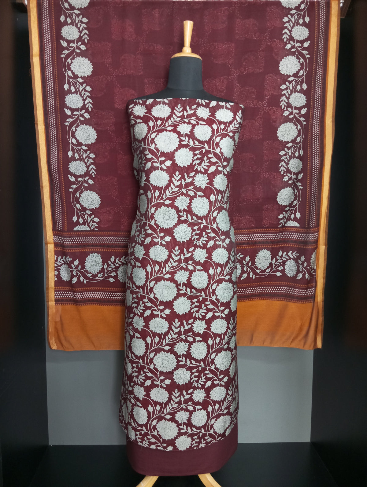 Floral Printed Pattern Chanderi Finish Salwar Set | SW2594