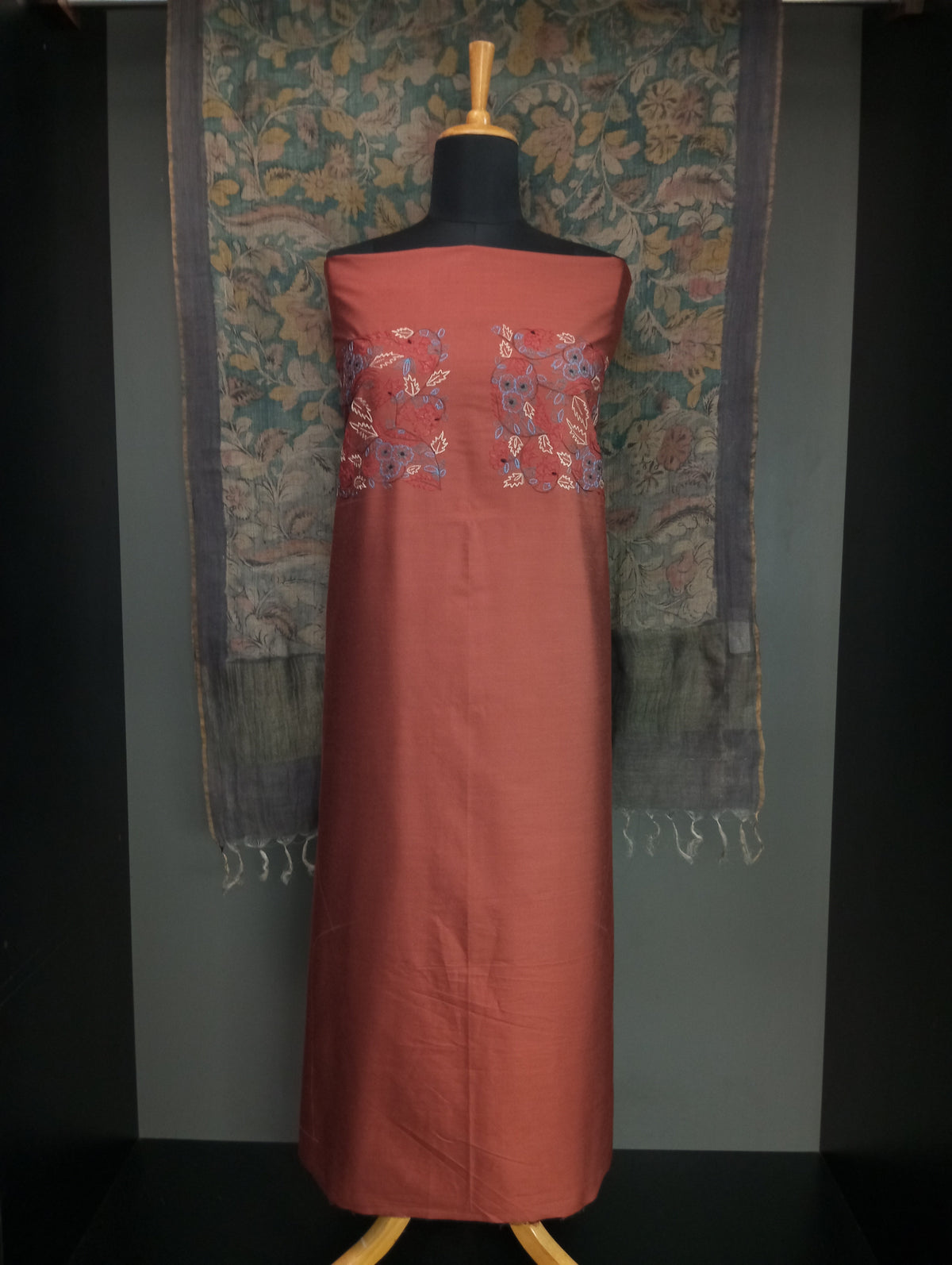 PV Material Single-Thread Floral Embroidered Salwar Set | HAK105