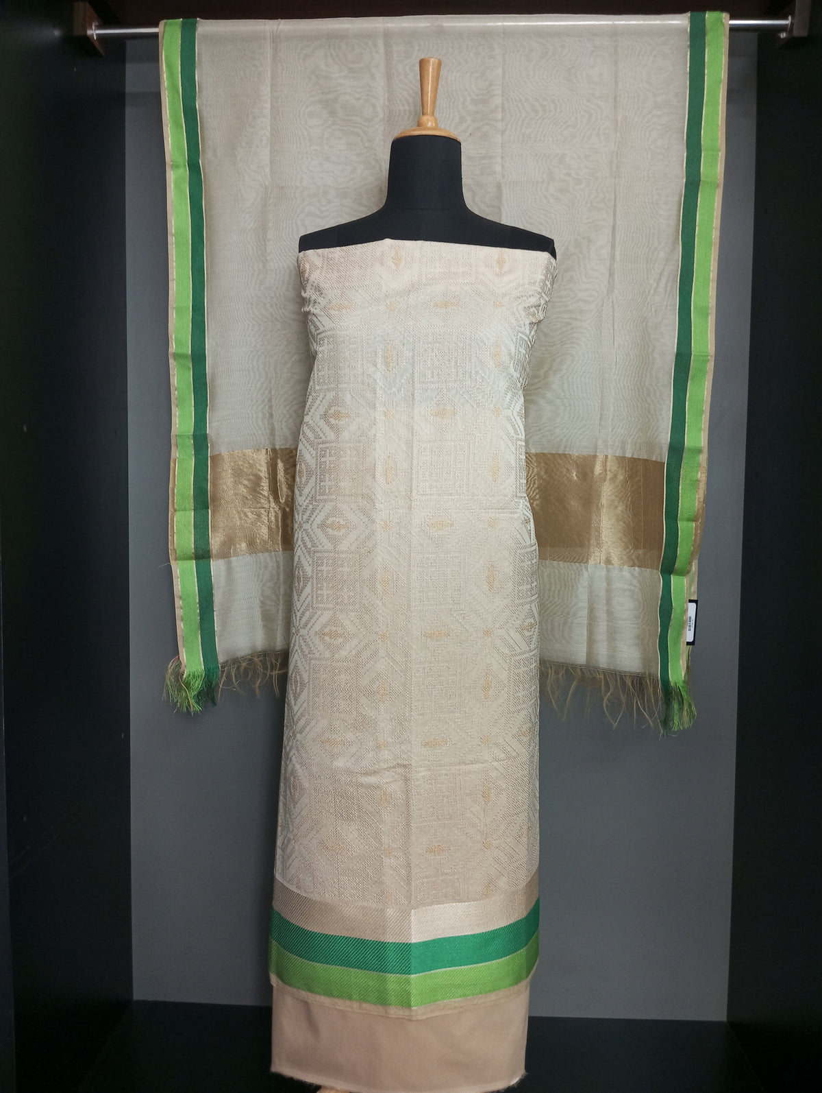 Embroidered Chanderi Salwar Set | MM682