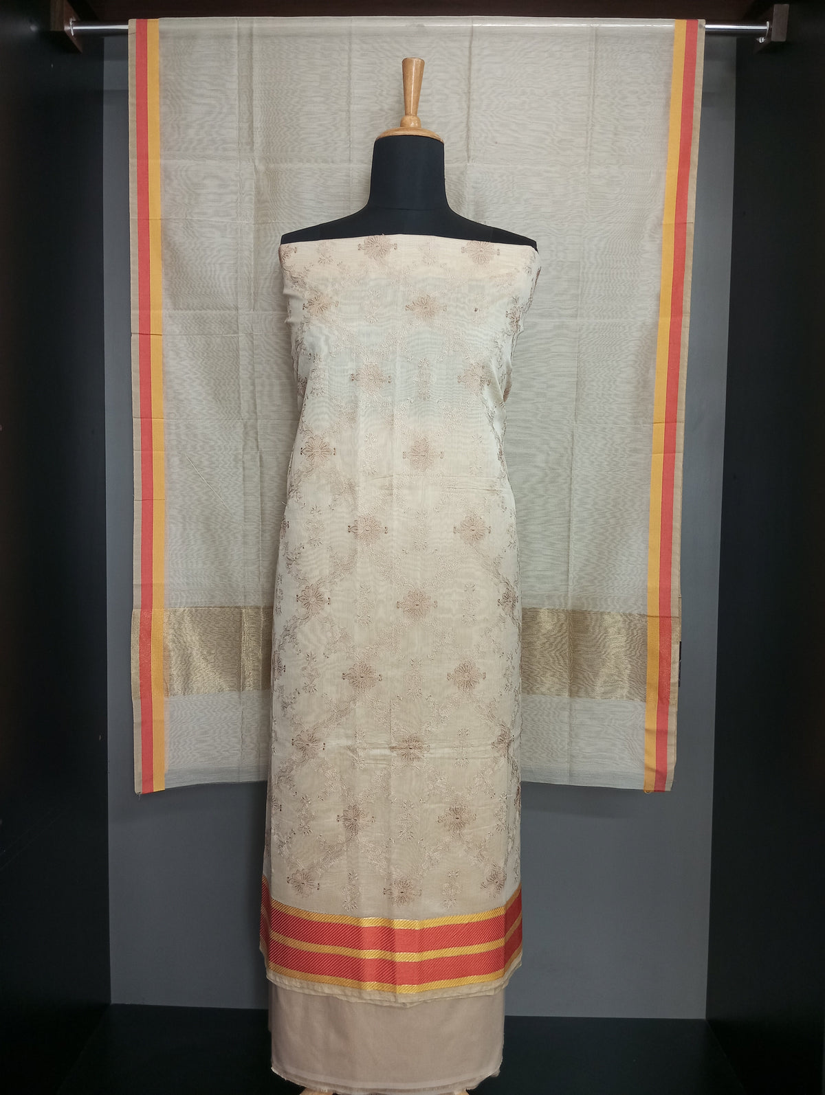 Embroidered Chanderi Salwar Set | MM684