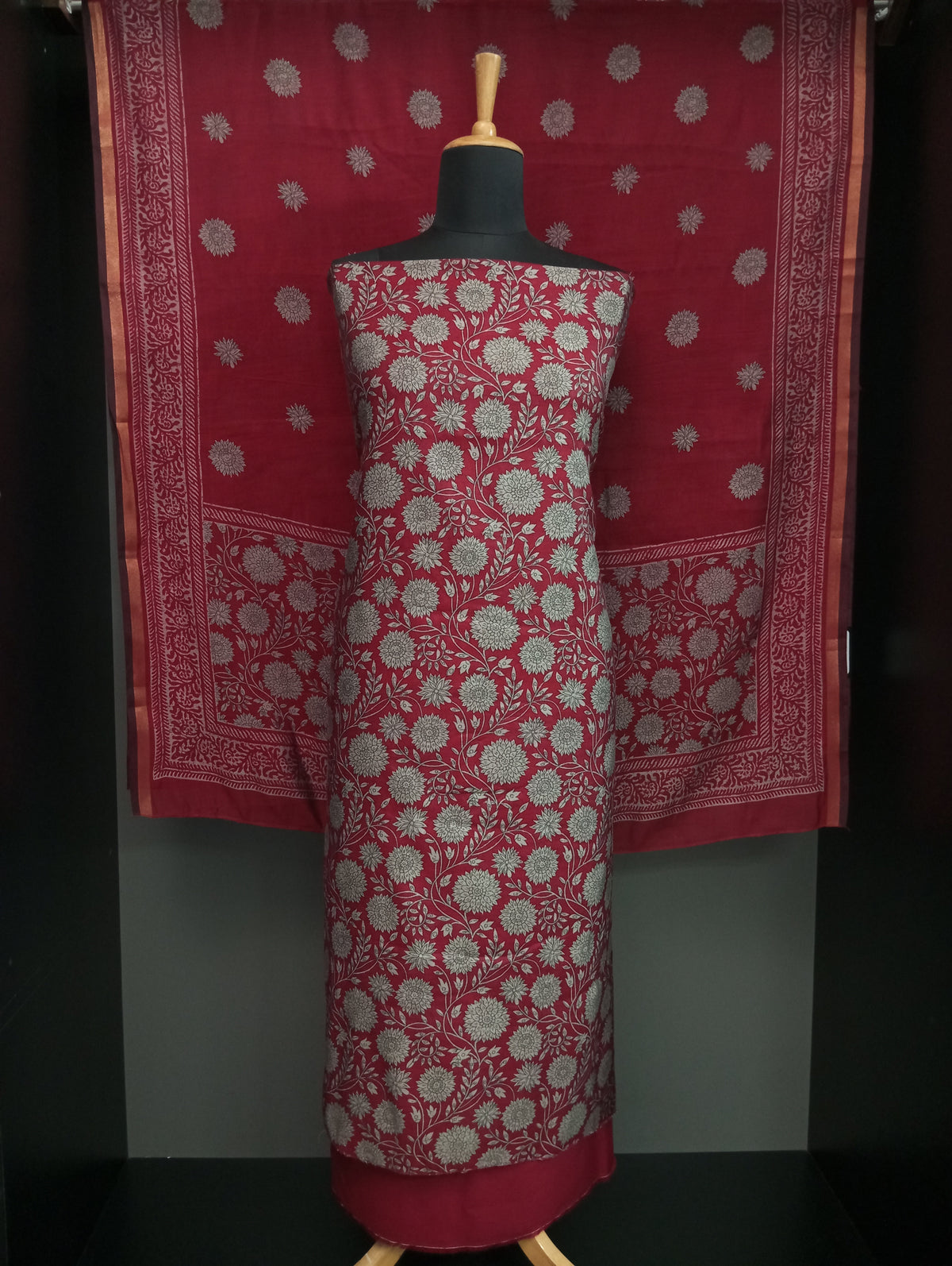 Floral Printed Pattern Chanderi Finish Salwar Set  | SW2591