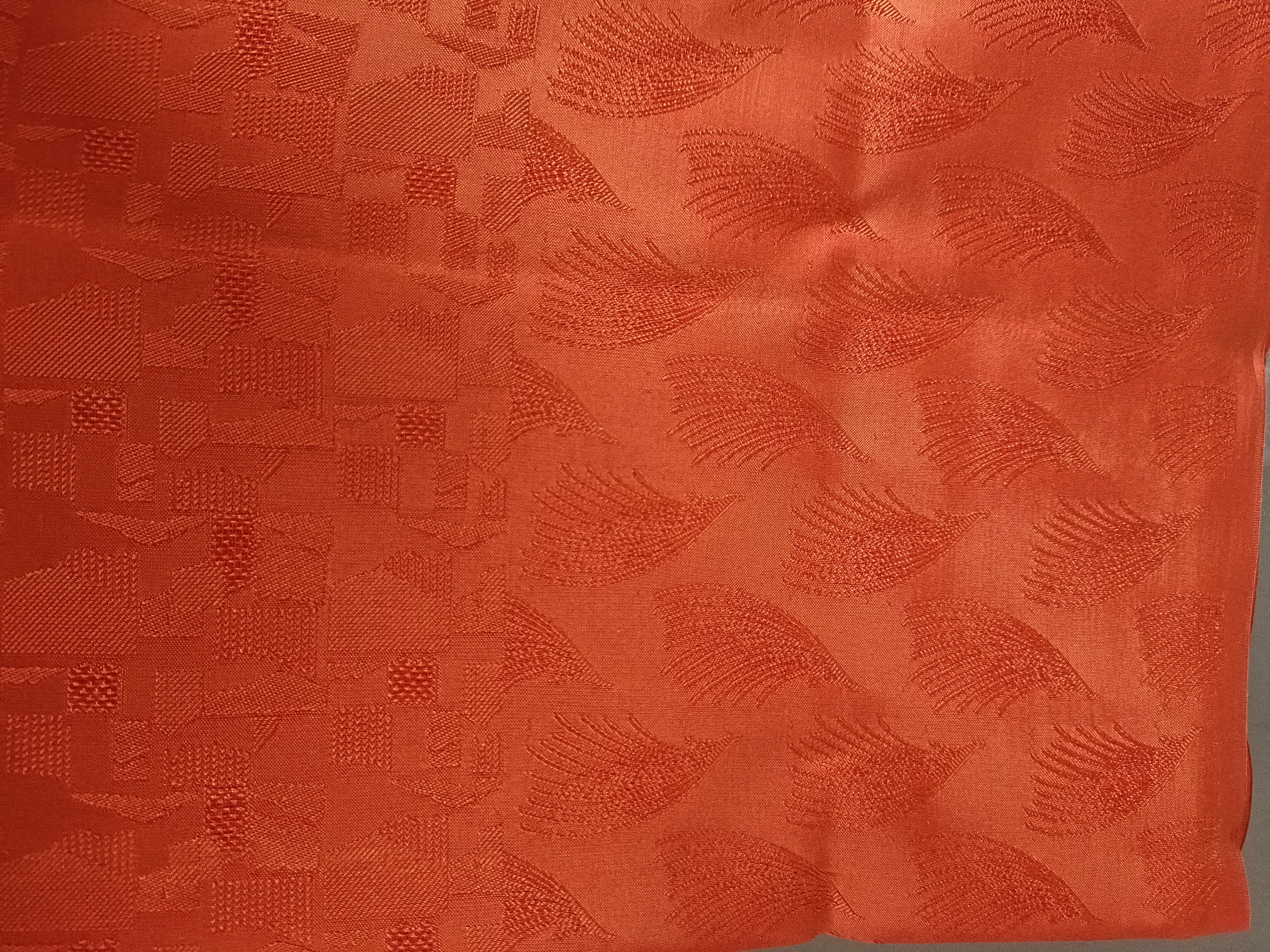 Embossed Weaved Pattern Semi Soft Silk Saree| RTD146
