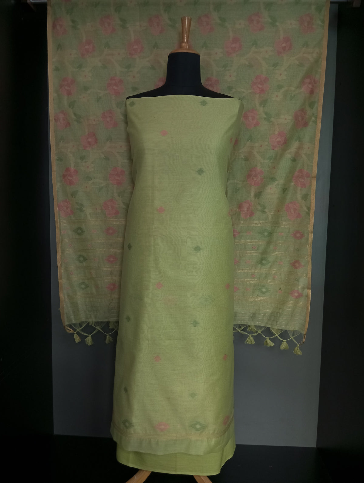 Buta Patterned Chanderi Finish Salwar Set | SSN582