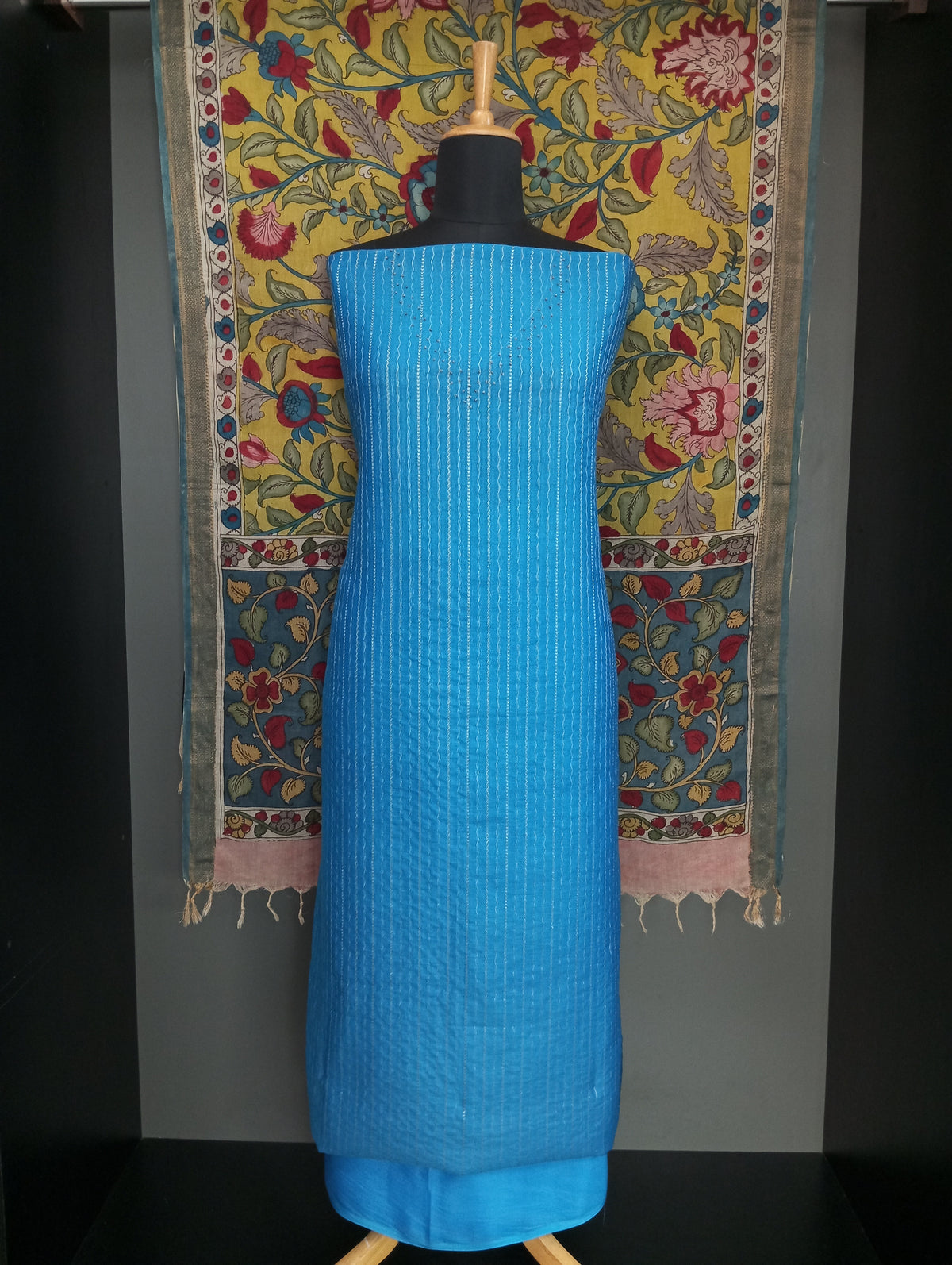 Mul Chanderi  Golden Zari Woven Pattern Salwar Set | HAK110
