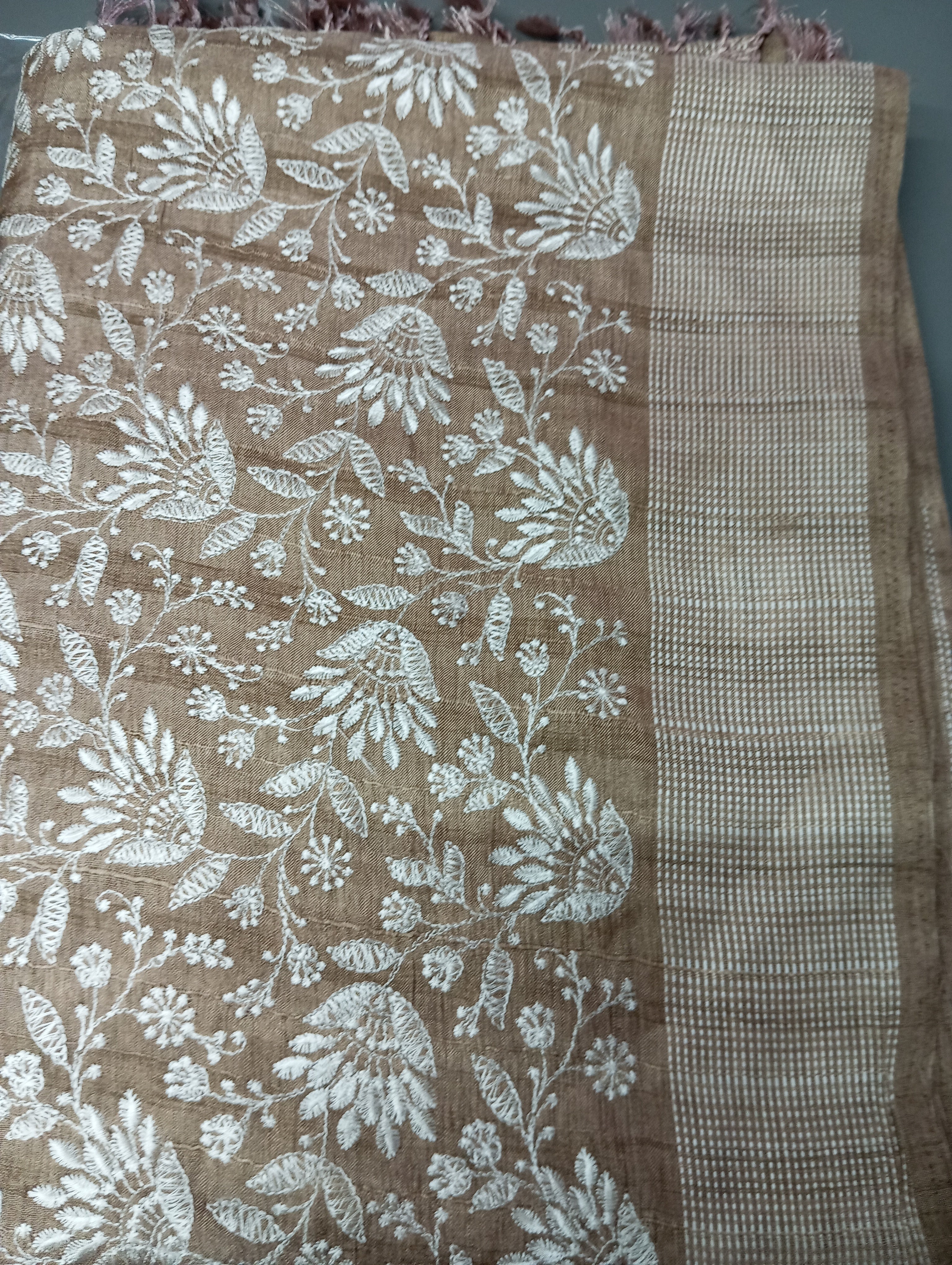 Embroidered Buta Woven Tussar Saree | SUN799