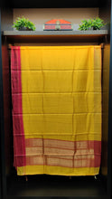 Raw silk sarees with zari weave pattern | HS605