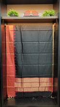 Raw silk sarees with zari weave pattern | HS605