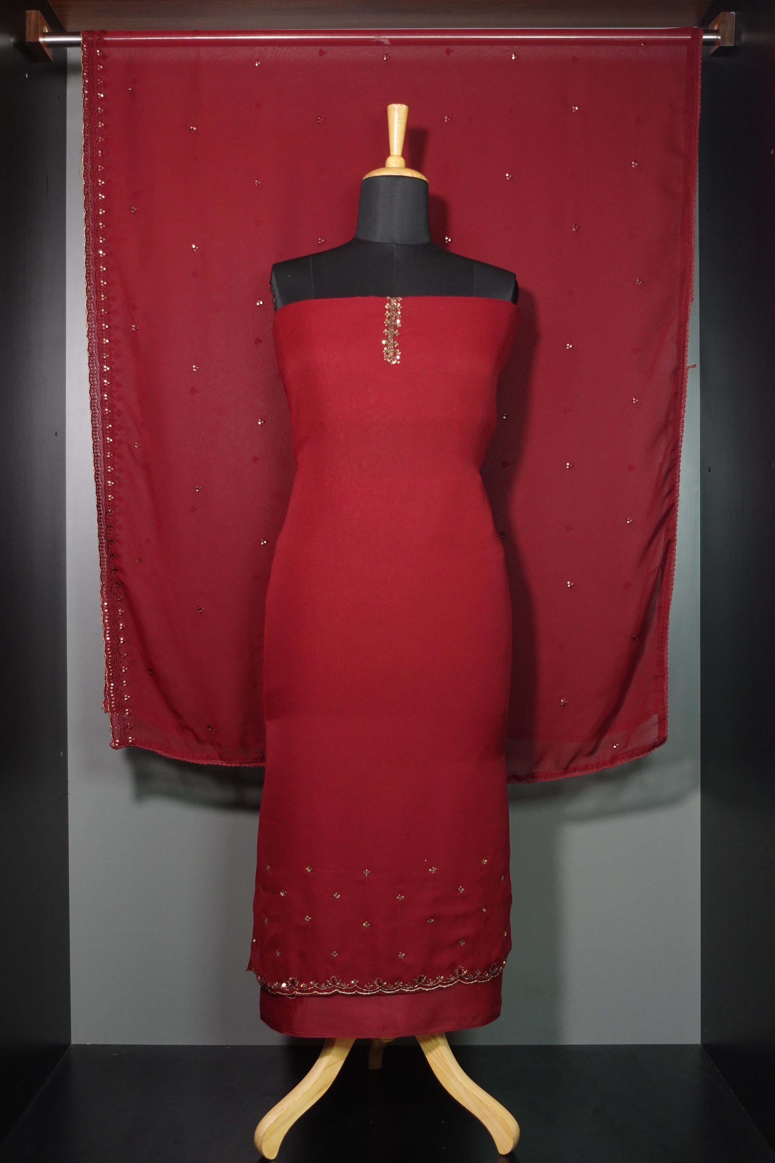 Hand Embroidery Georgette Salwar Set | NI565