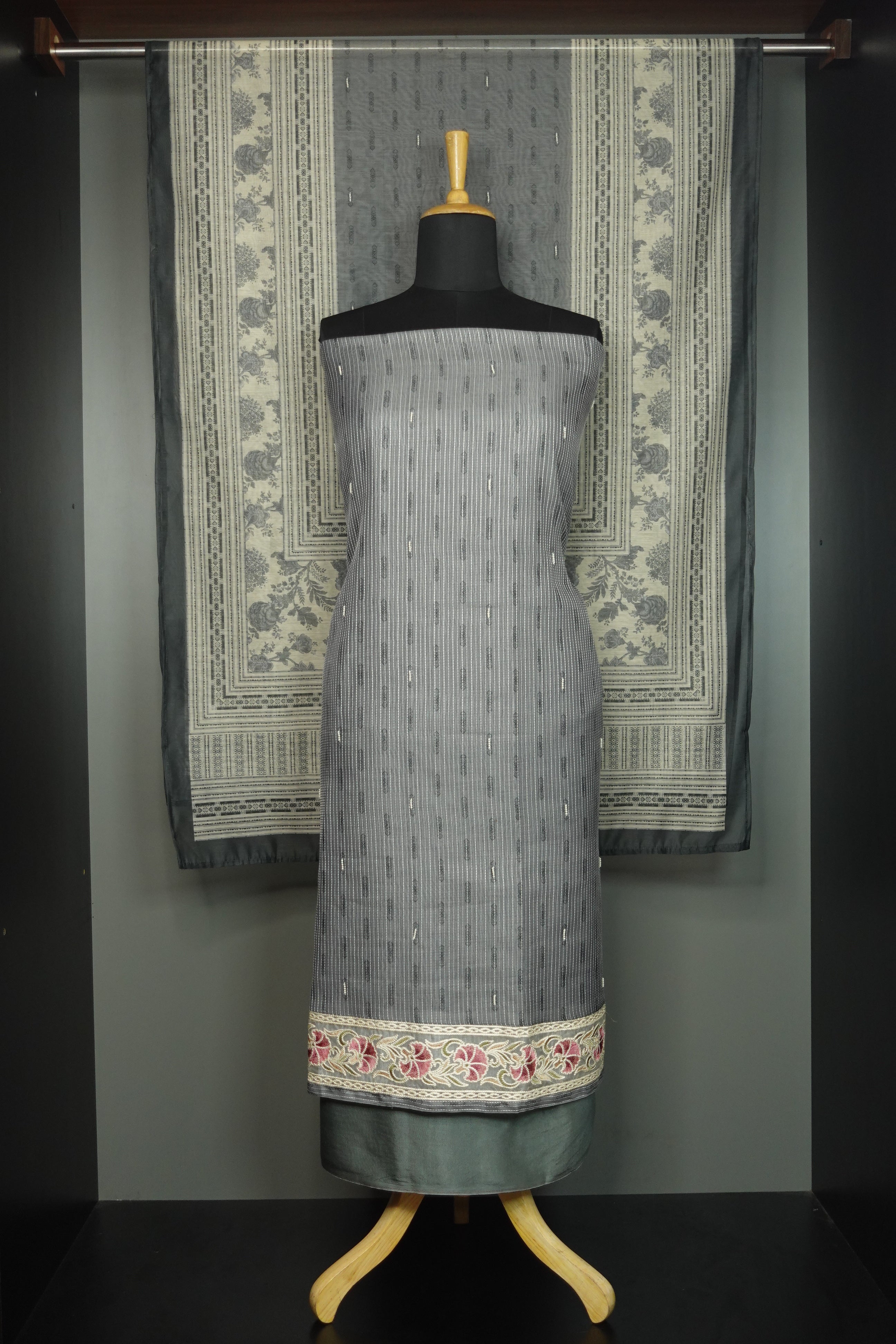 Chanderi Finished Salwar Set | AMB118