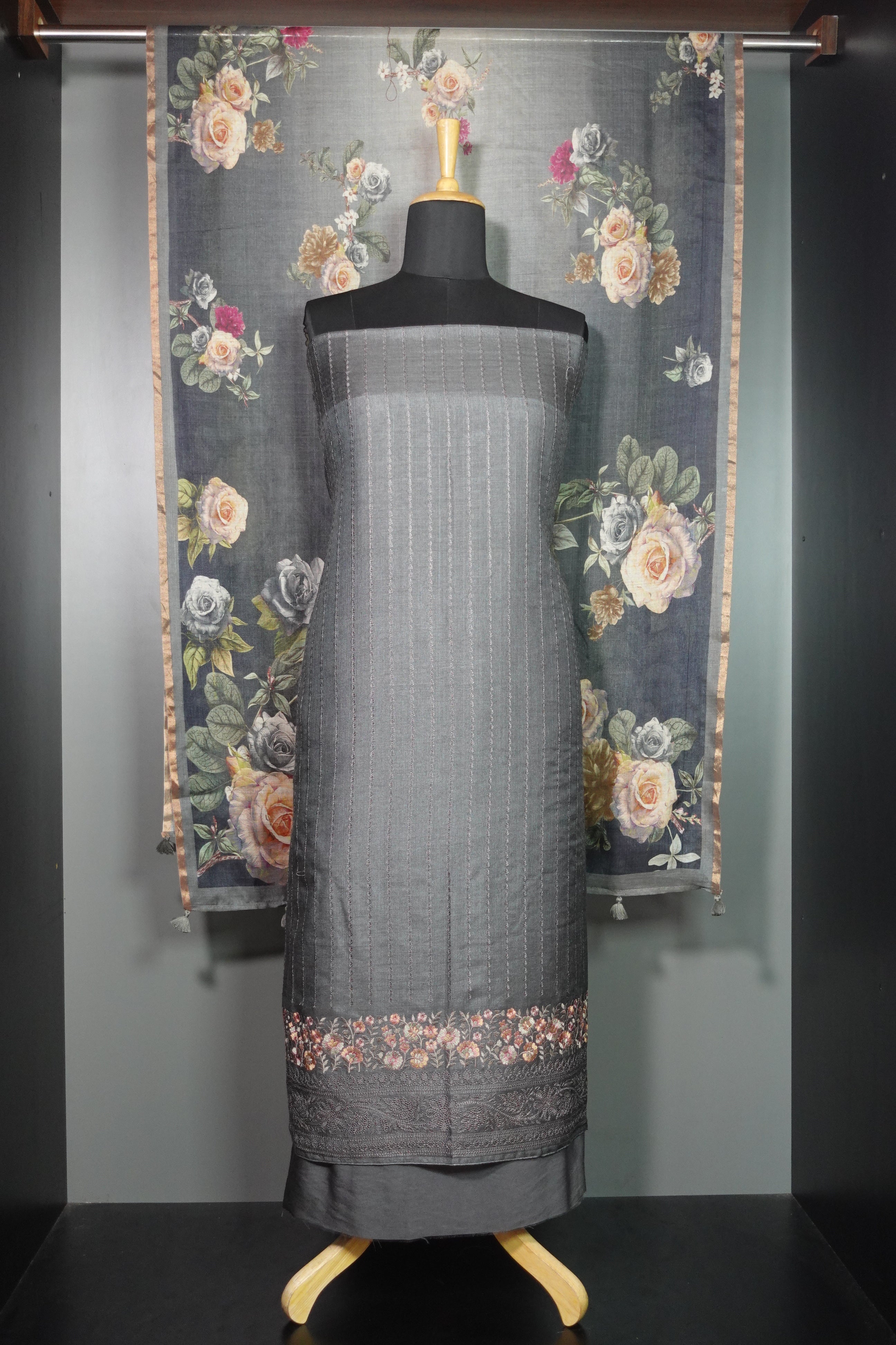 Screen Printed Linen Salwar Set | JCL774