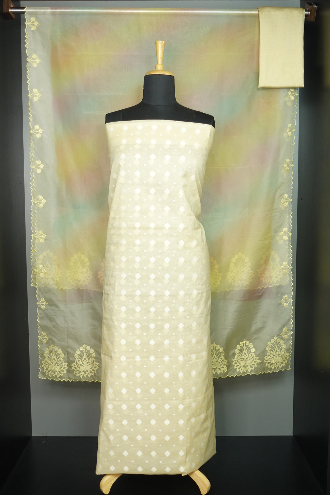 Unstitched Chanderi Salwar Sets with Jamdani Weaving Pattern | JCL685